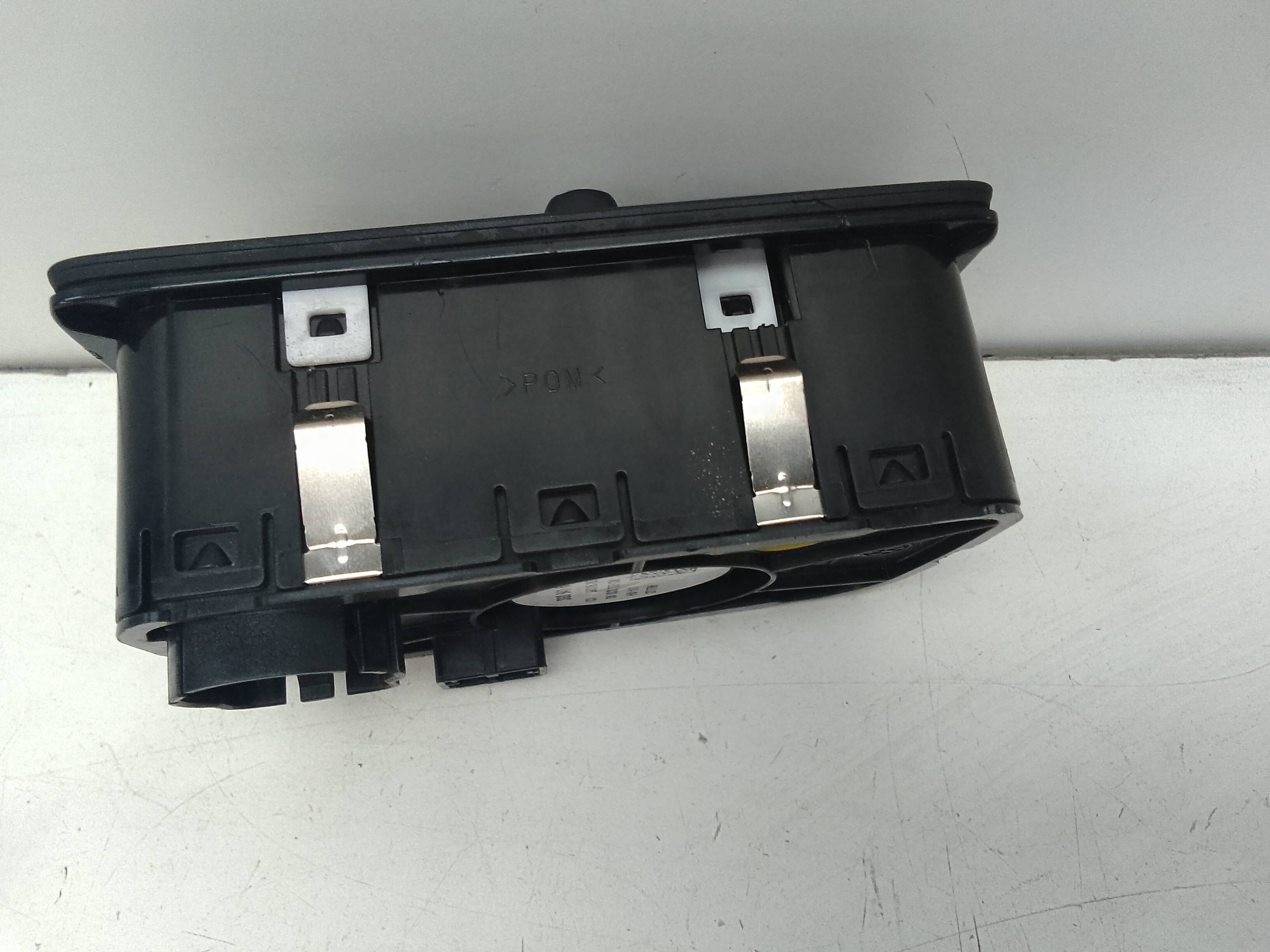 Interruptor posicion de luces volkswagen passat variant (3g5)(07.2014->)