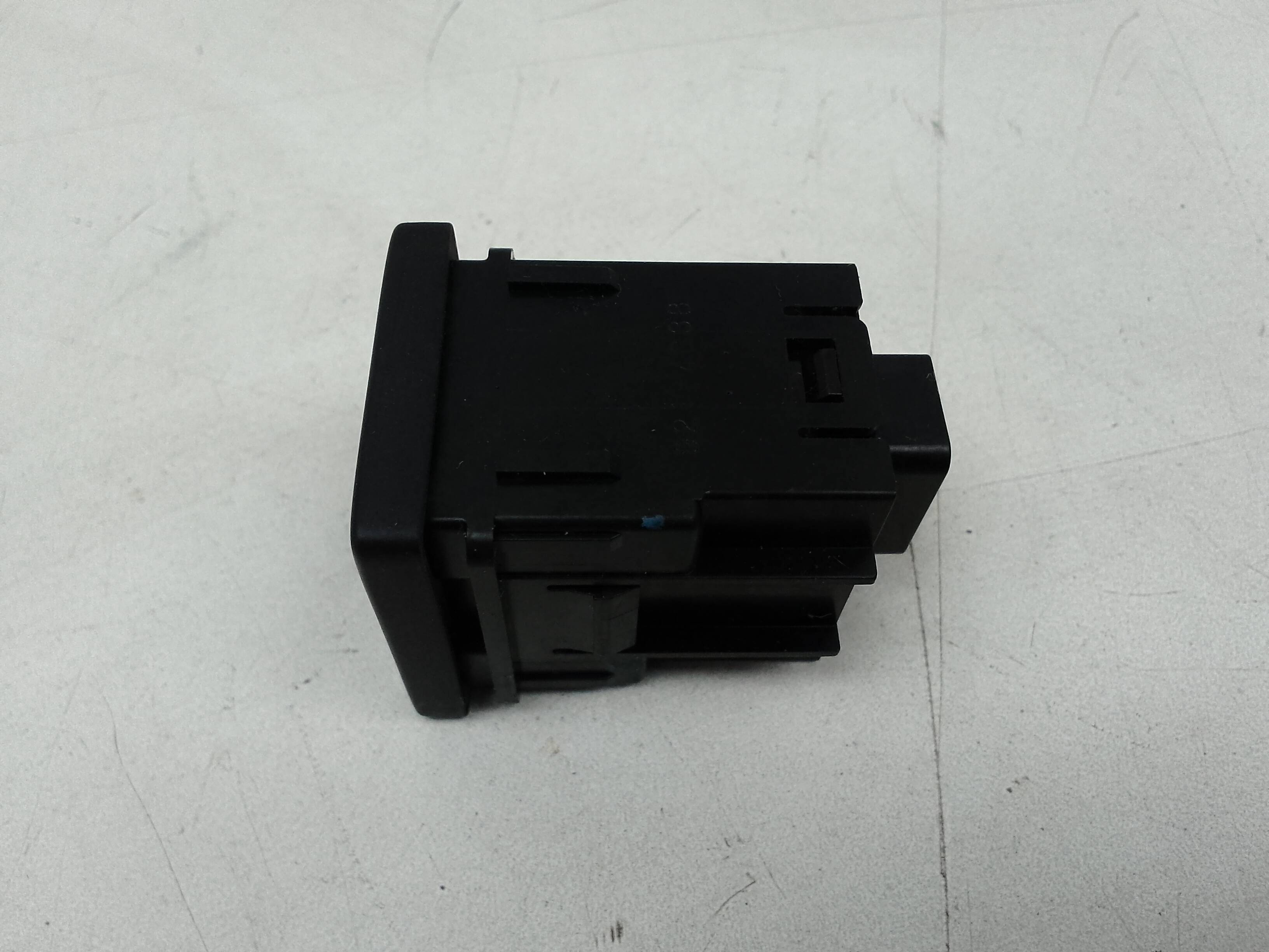 Interruptor toyota rav4 (a4)(2013->)