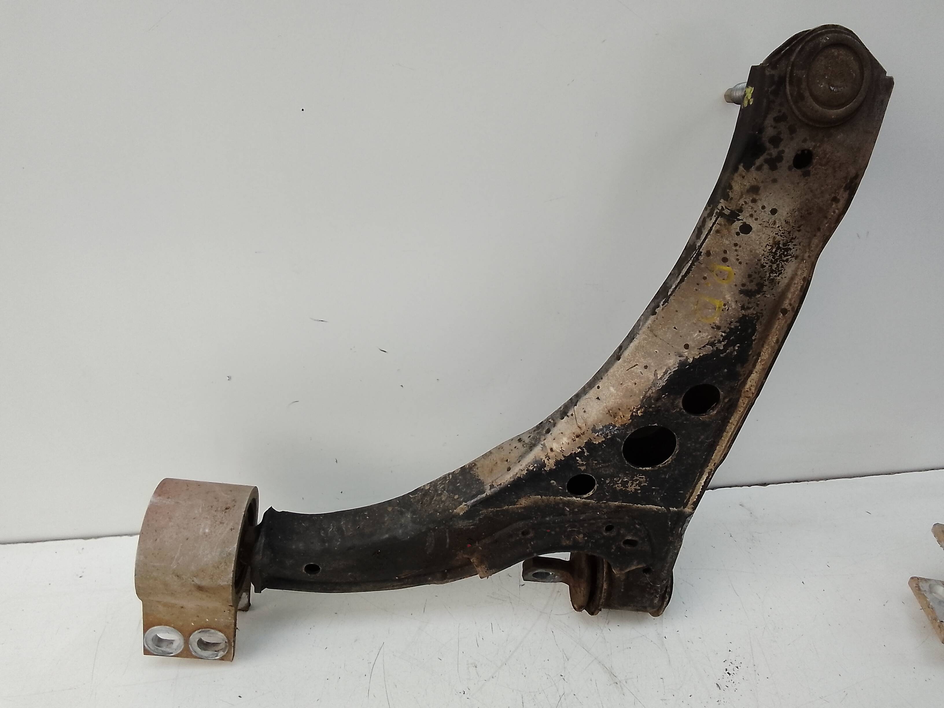 Soporte brazo suspension delantero derecho opel astra k berlina 5p (09.2015->)