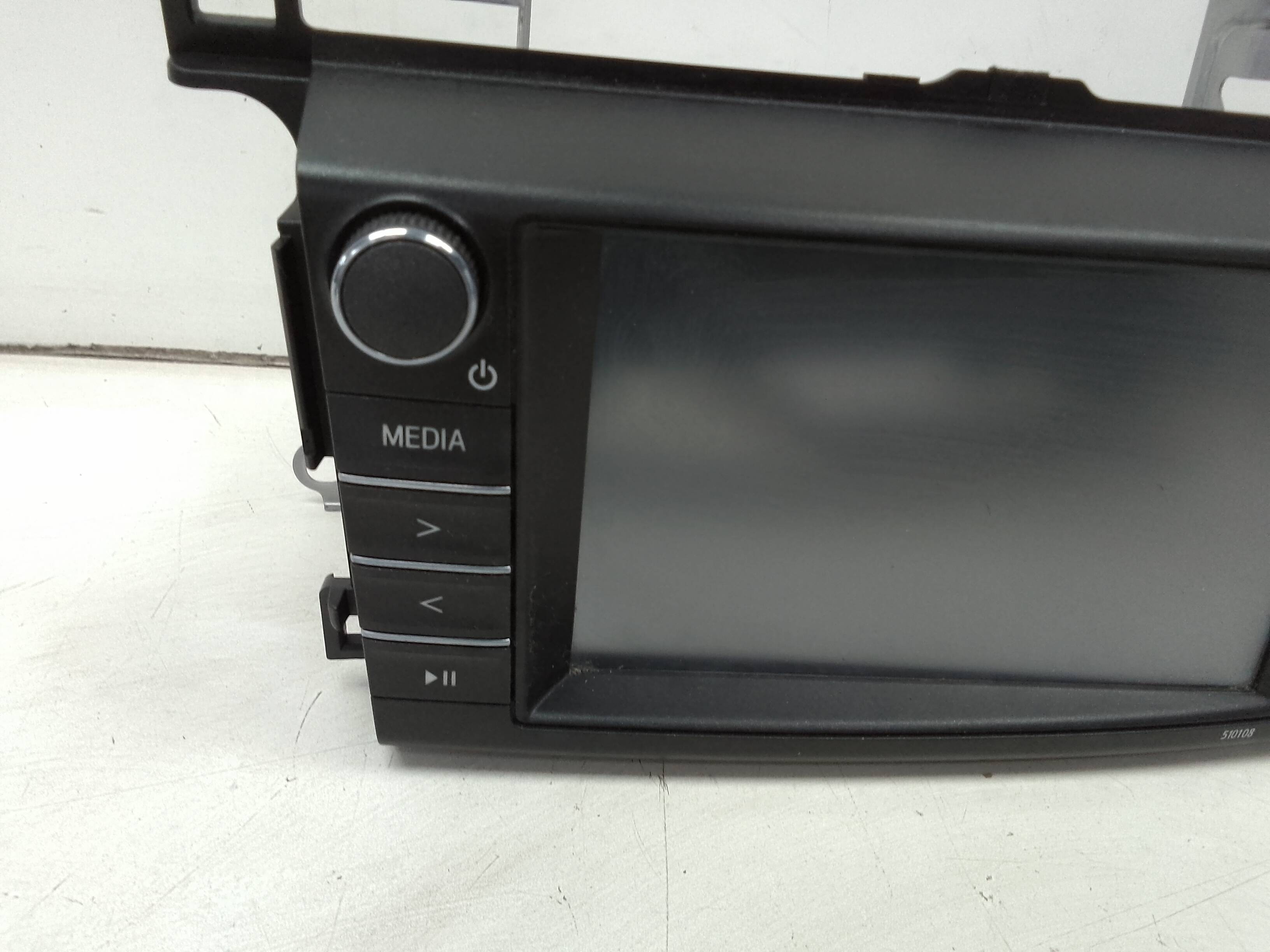 Pantalla multifuncion toyota rav4 (a4)(2013->)