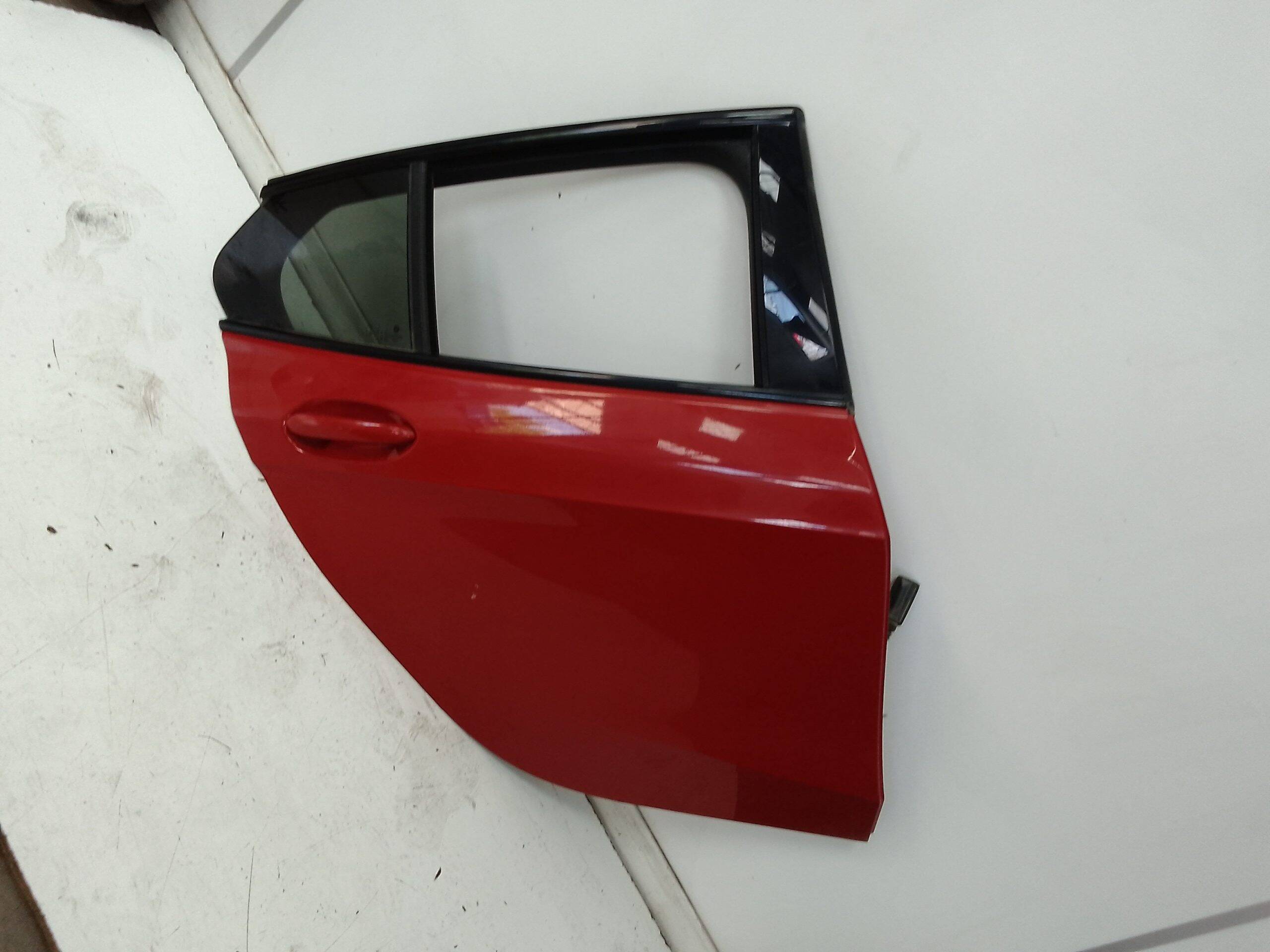 Puerta trasera derecha bmw serie 1 berlina (f40)(2019->)