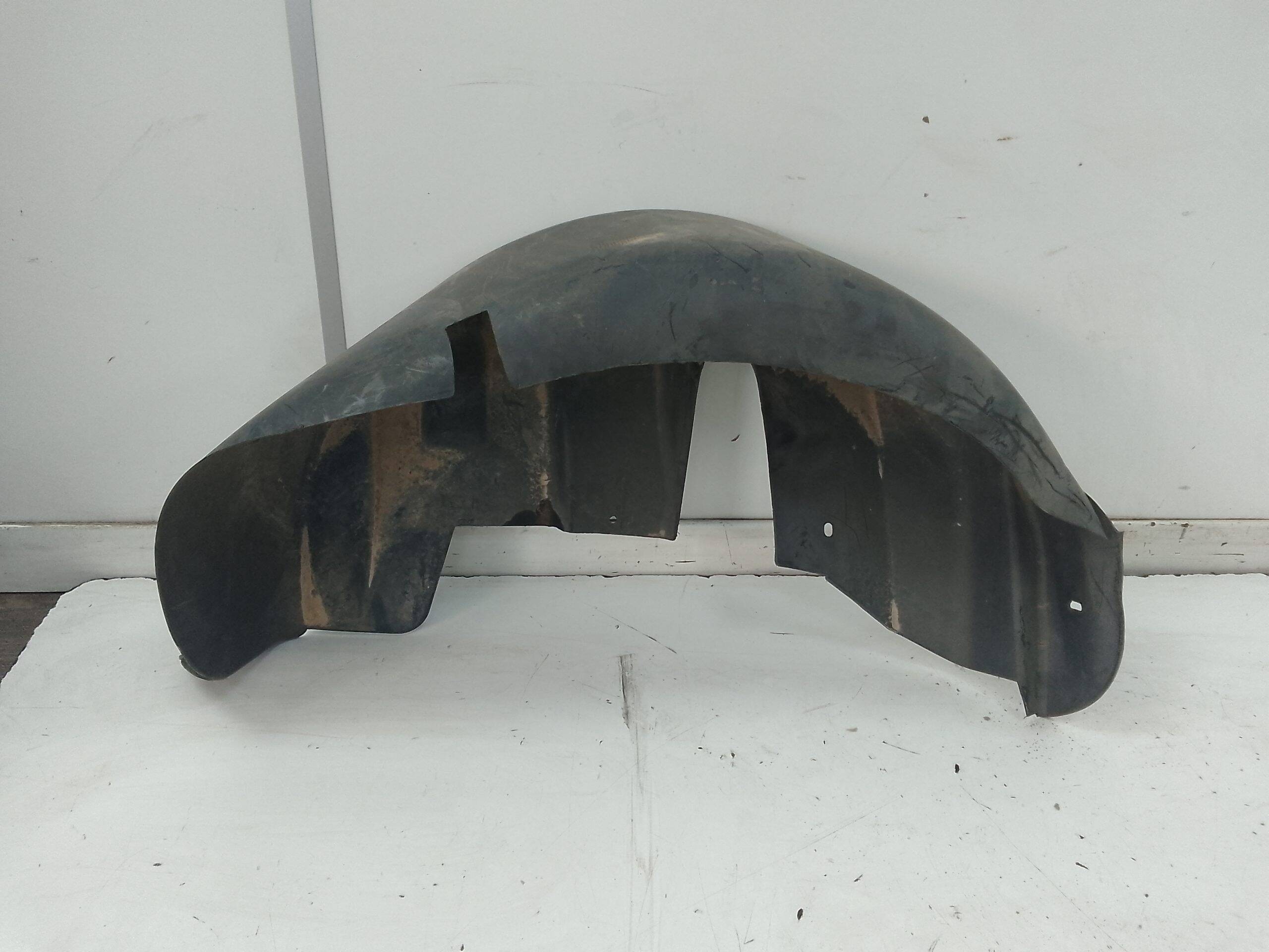 Pase de rueda trasero derecho citroen c3 (2002->)