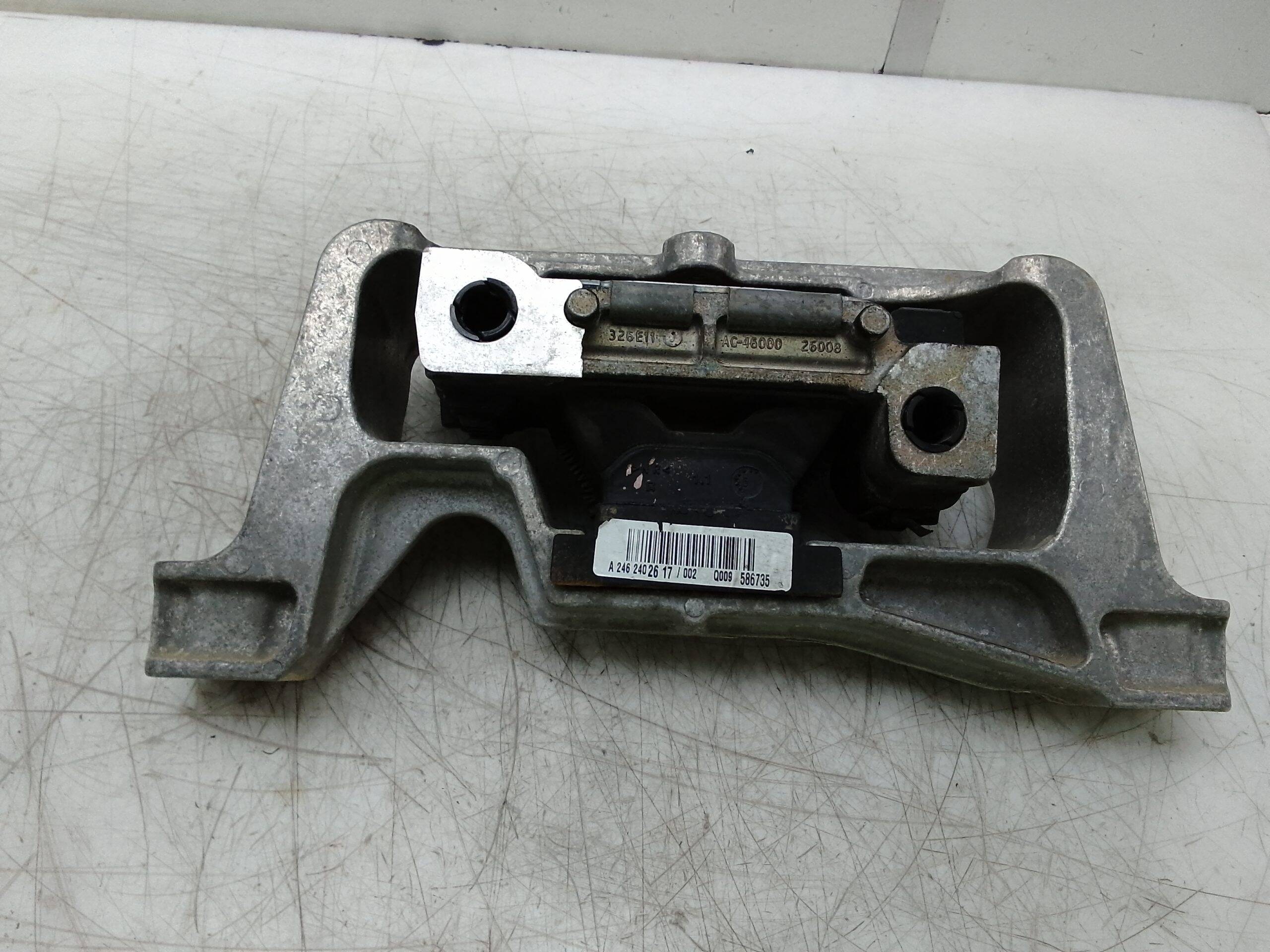 Soporte motor mercedes-benz clase a (bm 176)(06.2012->)