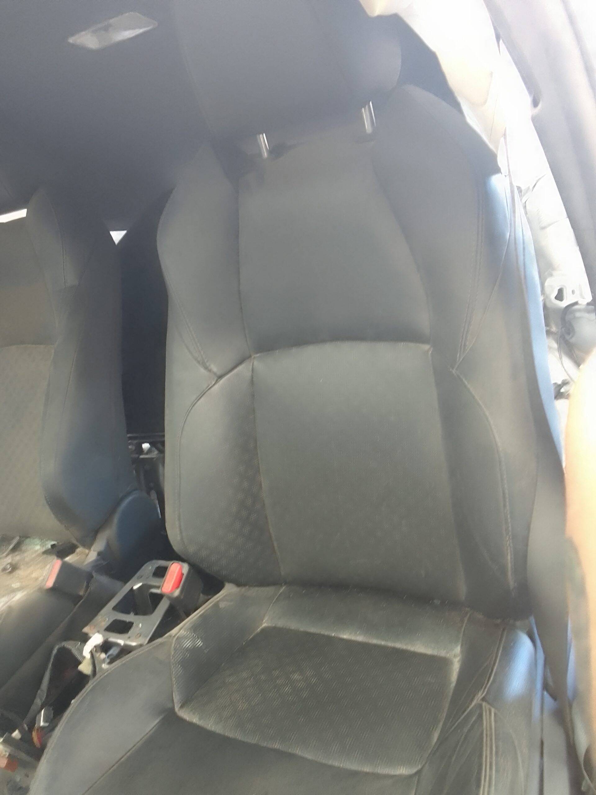 Asiento delantero izquierdo toyota c-hr (x10)(10.2016->)