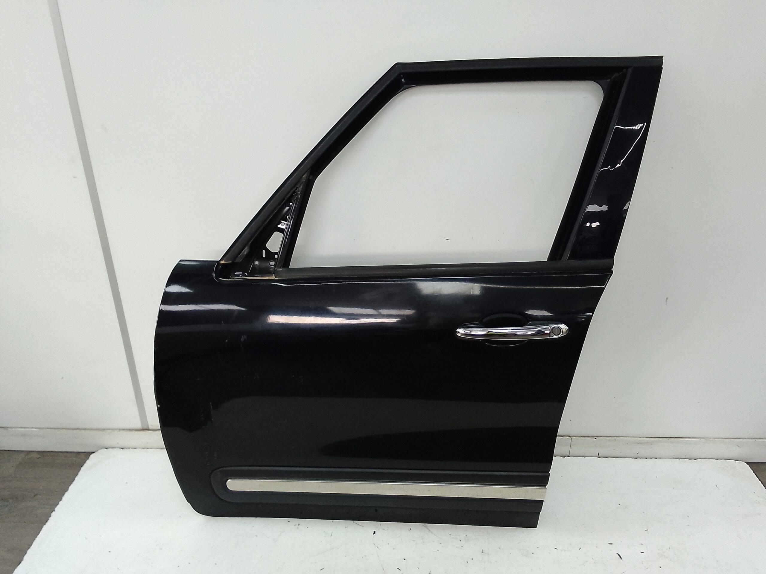 Puerta delantera izquierda fiat 500l (330)(2012->)