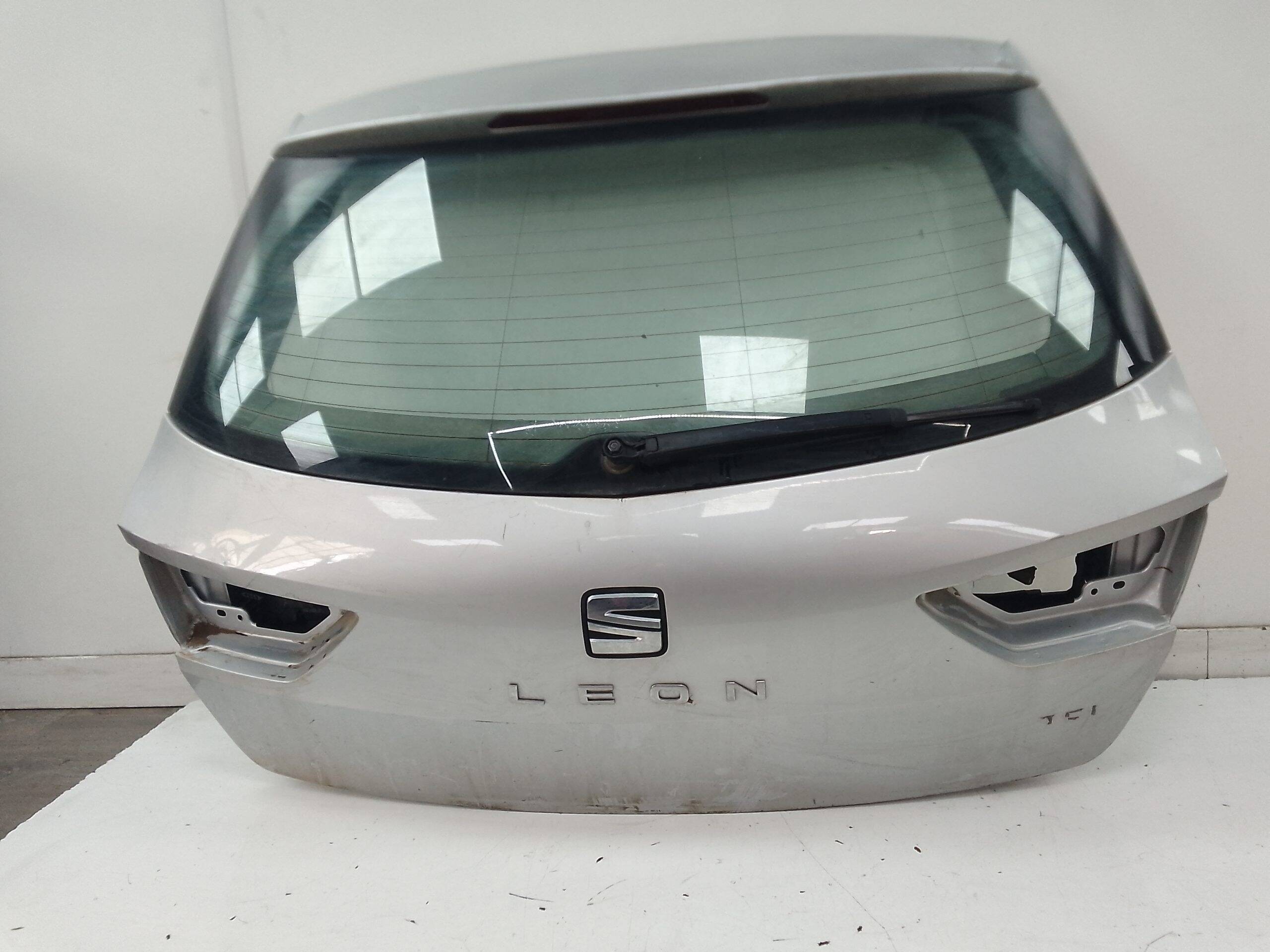 Porton trasero seat leon st 5f8 (10.2013->)