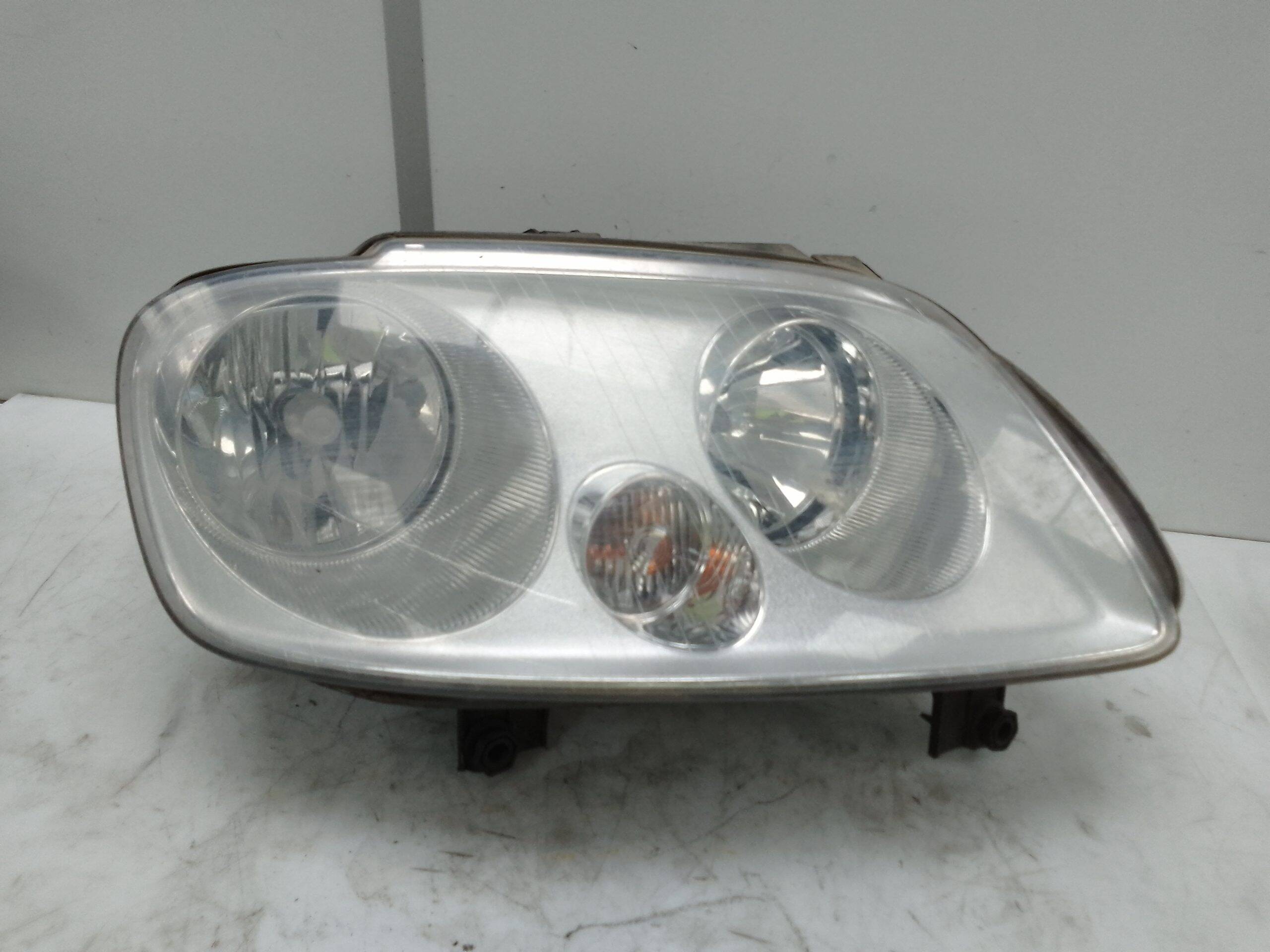 Faro derecho volkswagen caddy (2k)(02.2004->)