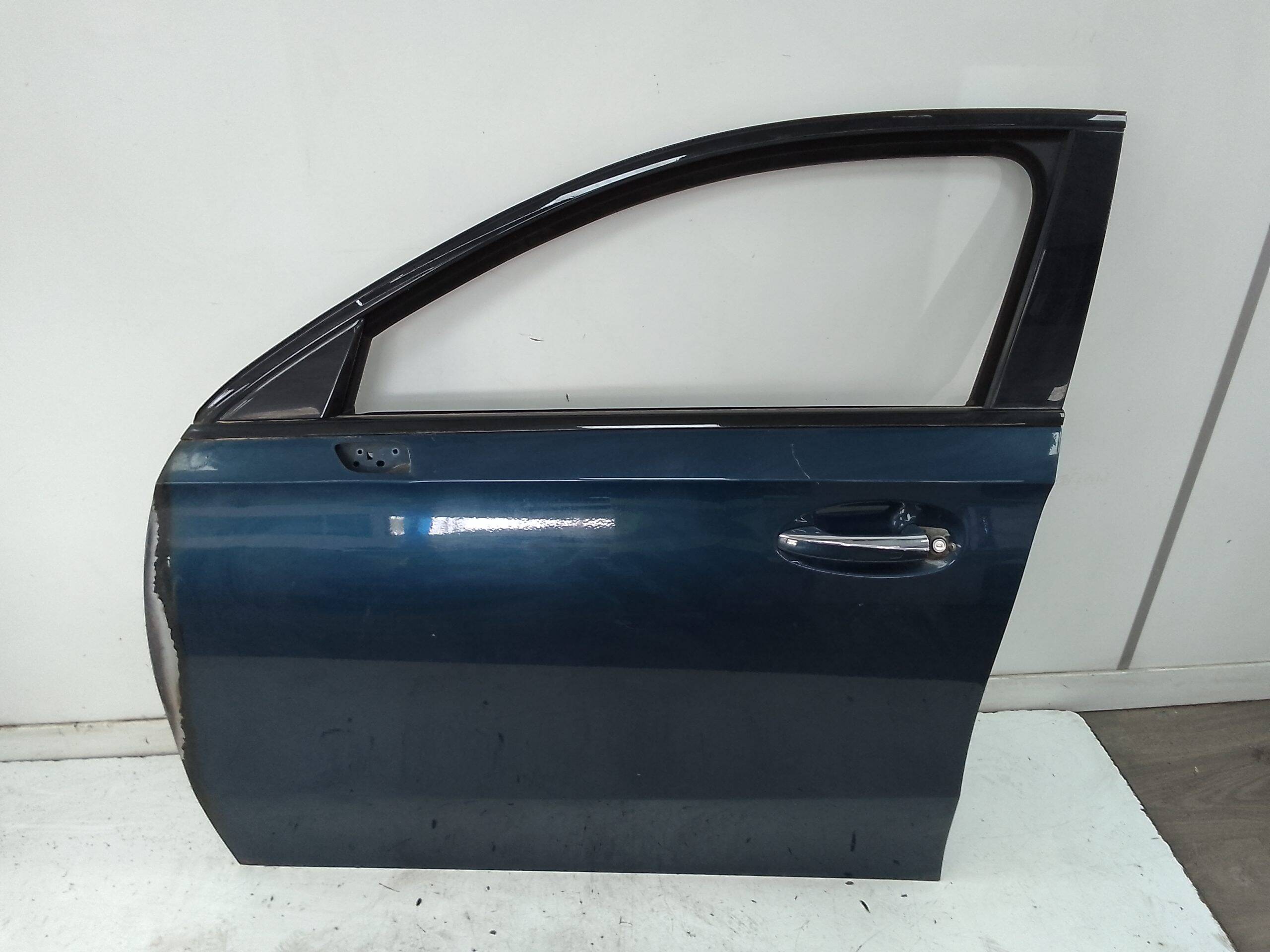 Puerta delantera izquierda mercedes-benz clase a (bm 177)(03.2018->)