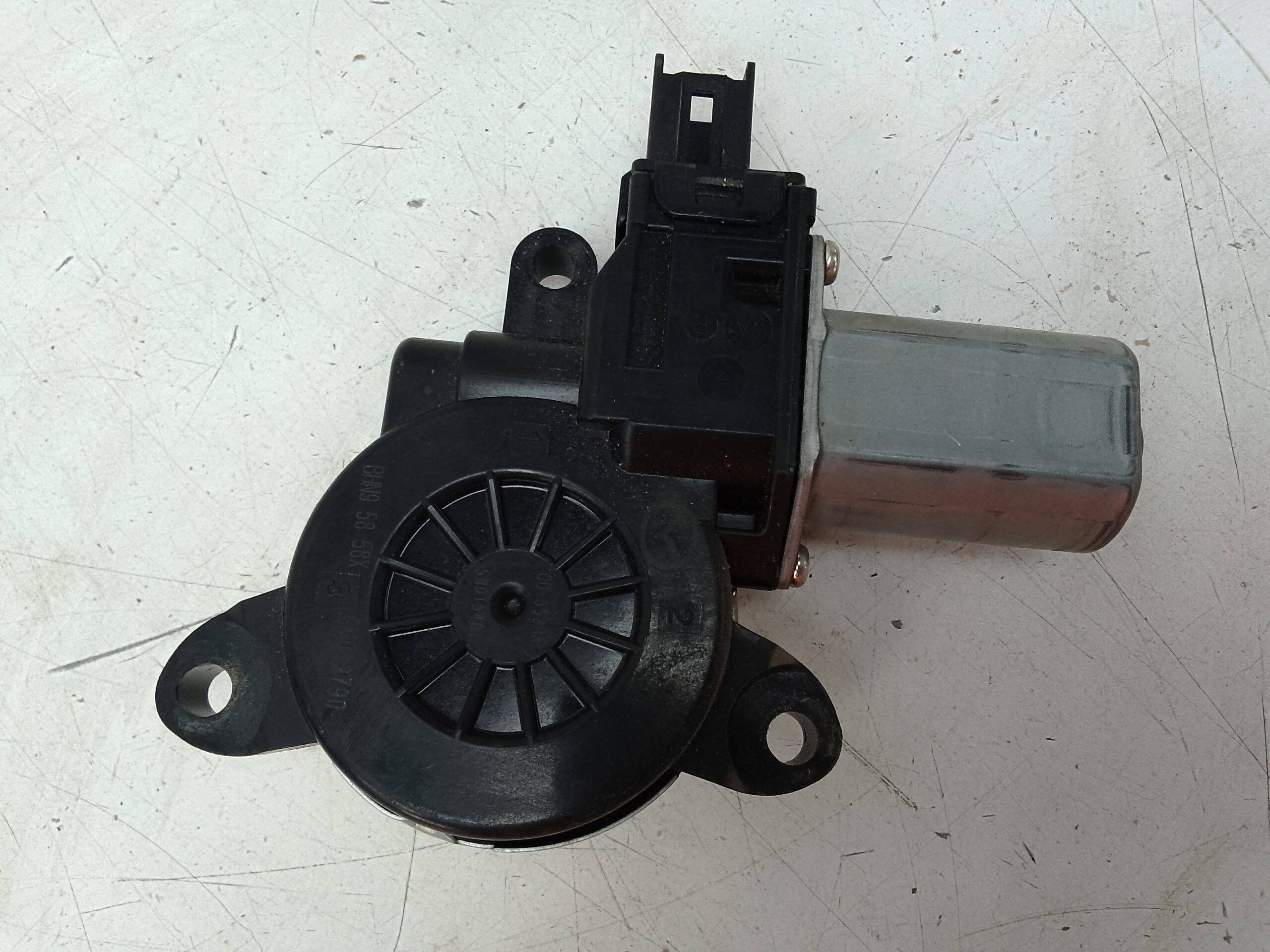 Motor elevalunas trasero derecho mazda cx-3 (dk)(04.2015->)