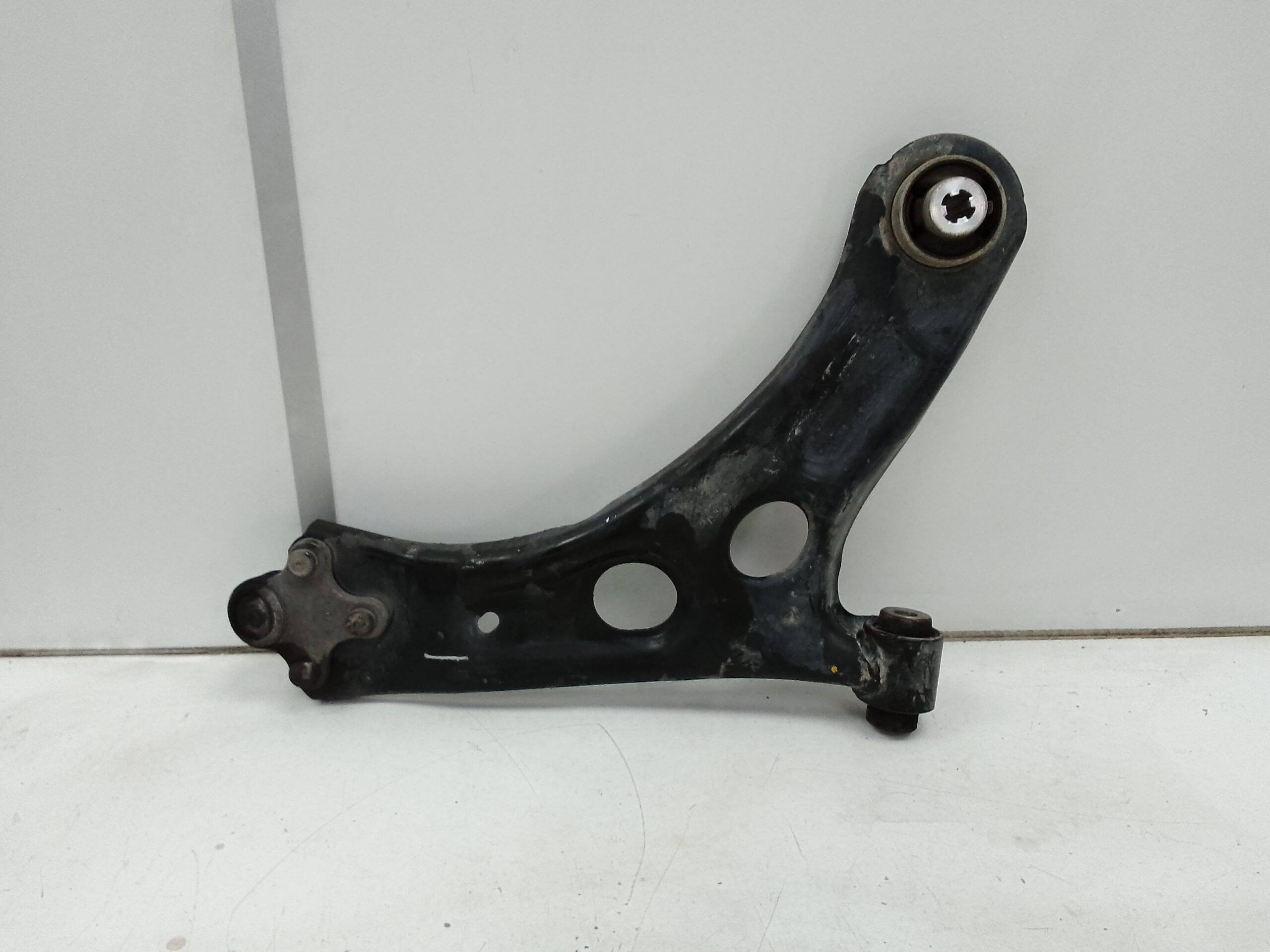 Brazo suspension inferior delantero izquierdo opel corsa f (2019->)