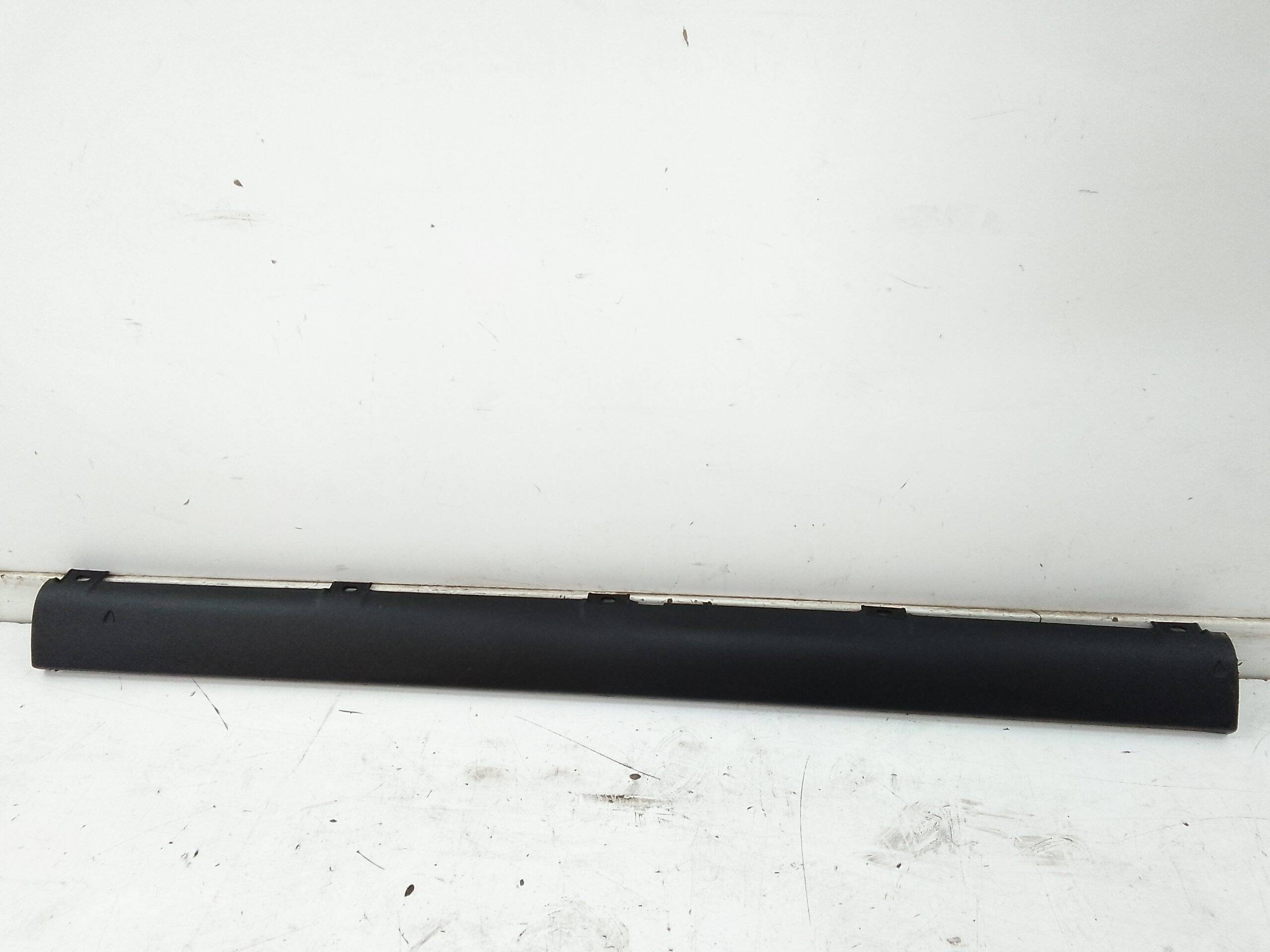 Spoiler talonera derecha fiat iii panda (319)(2012->)