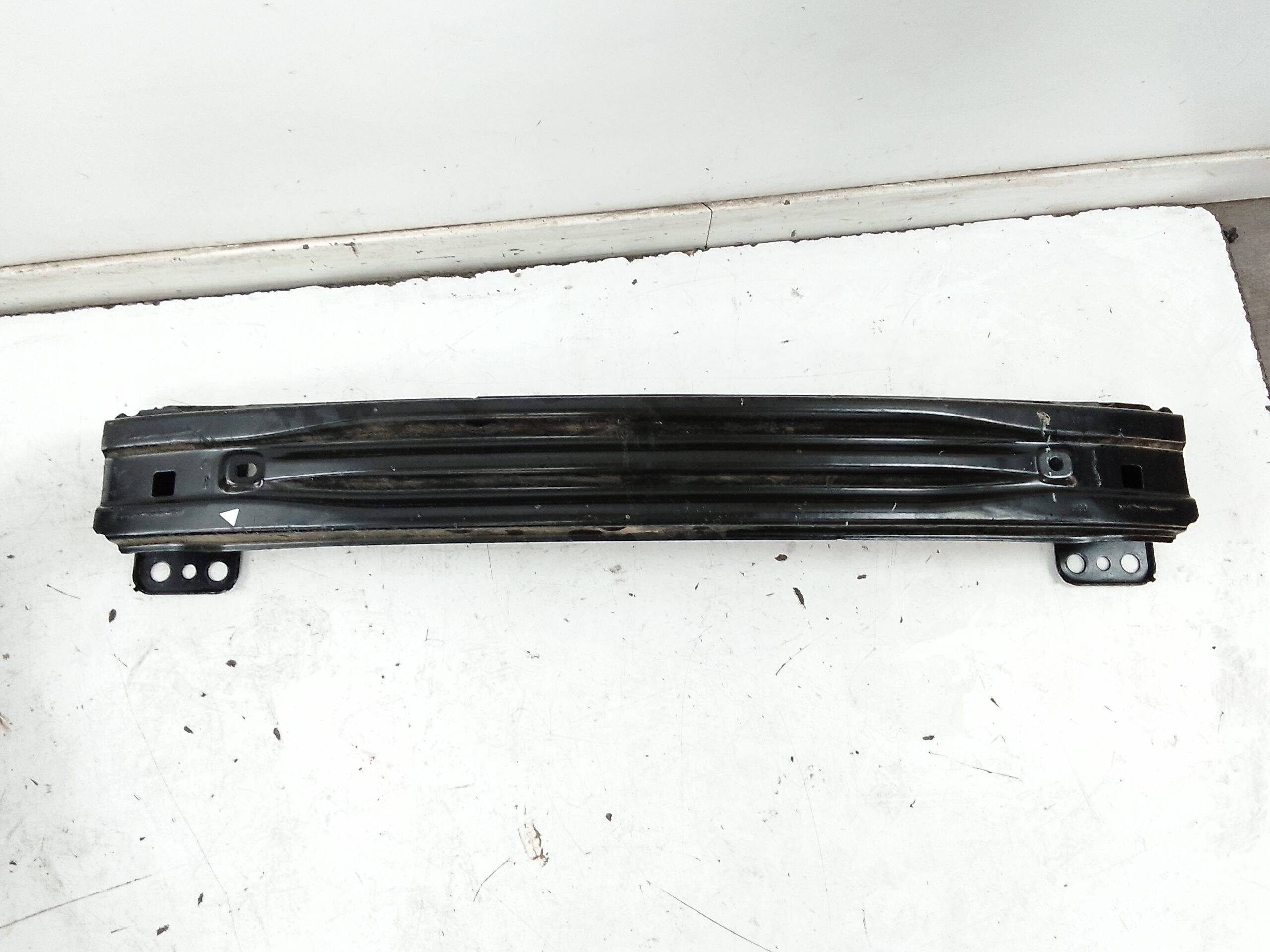 Traviesa delantera fiat iii panda (319)(2012->)