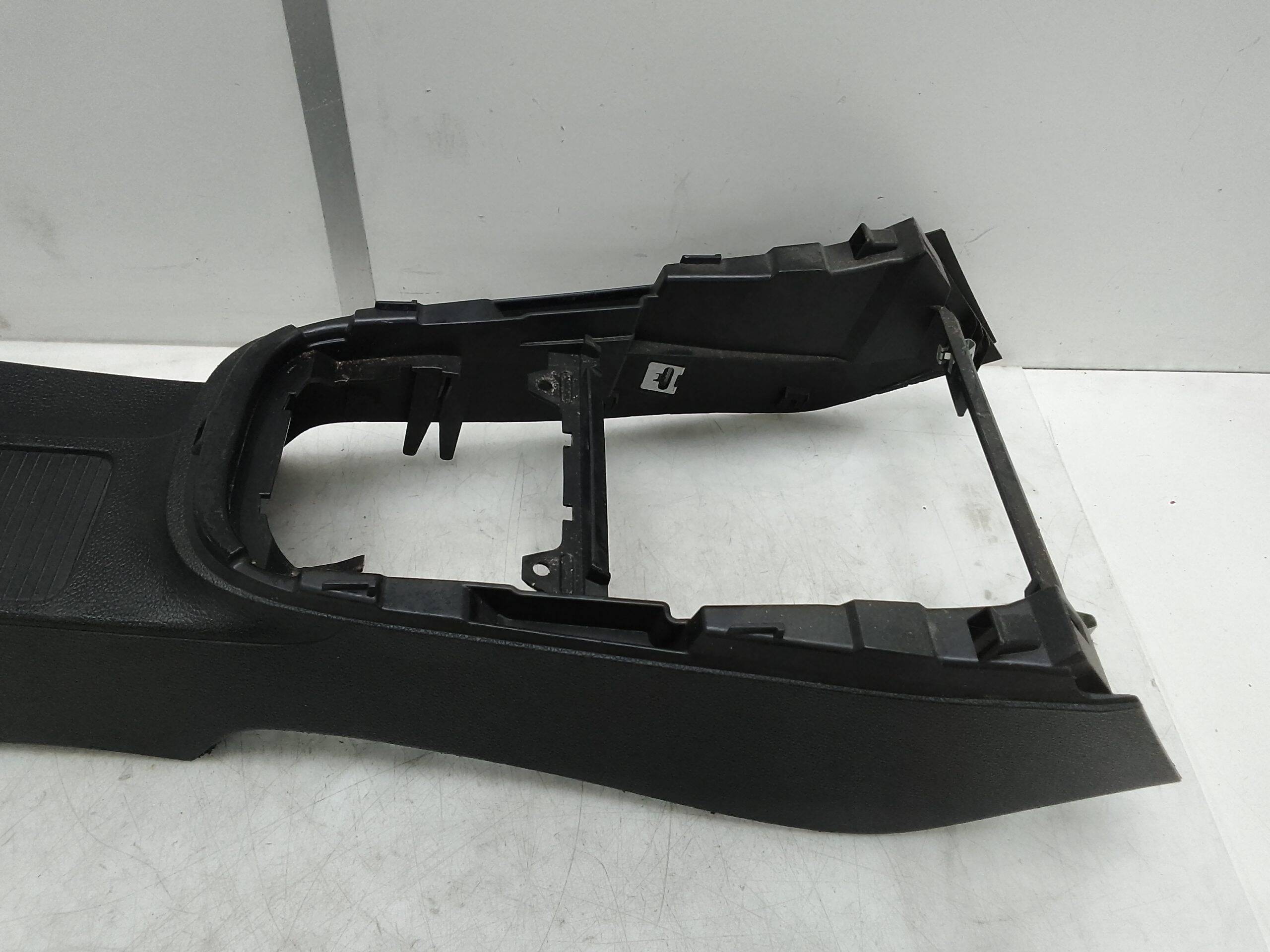 Consola central volkswagen golf vi (5k1)(10.2008->)