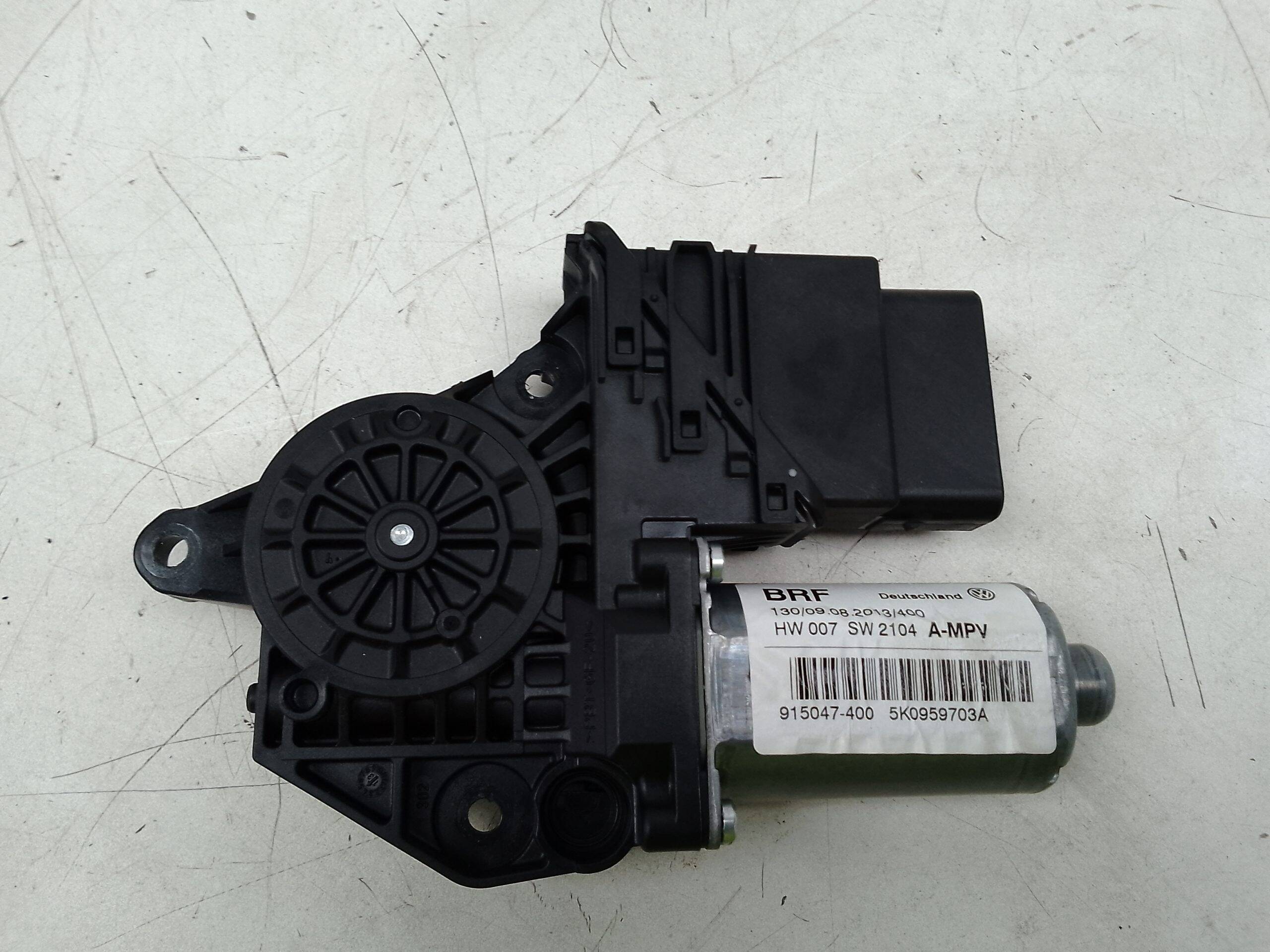 Motor elevalunas trasero izquierdo volkswagen touran (1t3)(08.2010->)