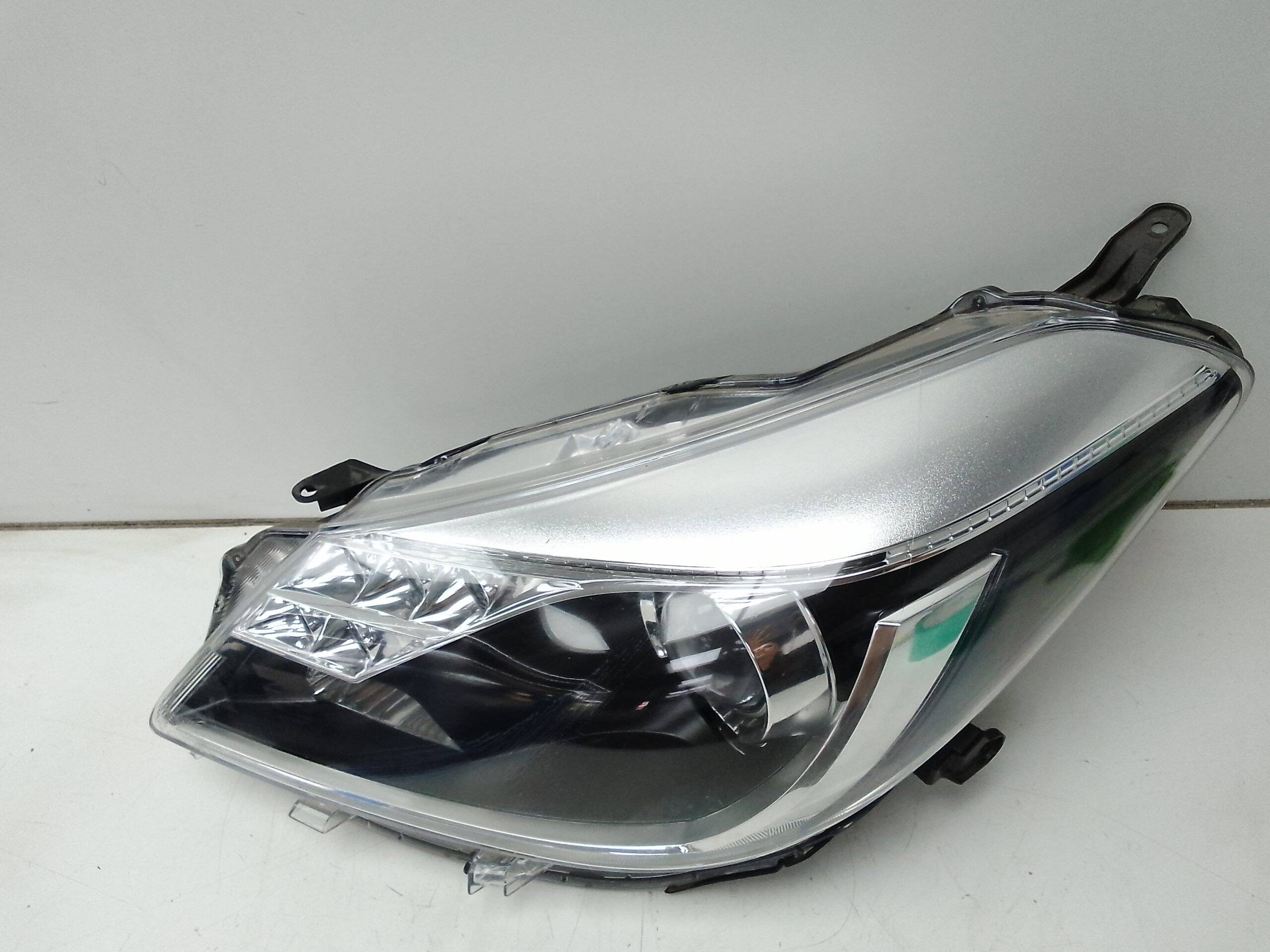 Faro izquierdo toyota yaris (ksp1/nlp1/nsp1)(2011->)