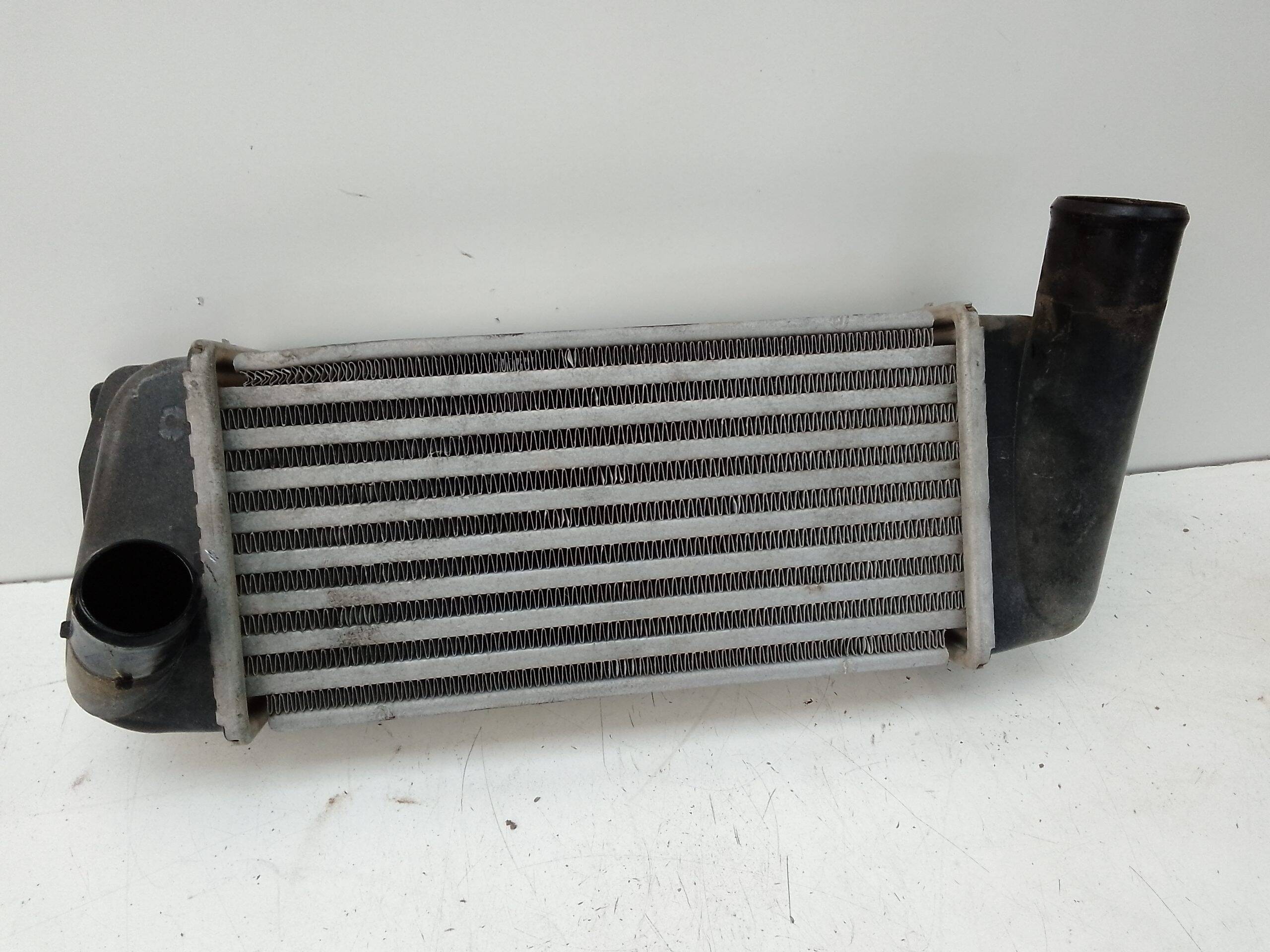 Radiador intercooler toyota auris (e18)(10.2012->)