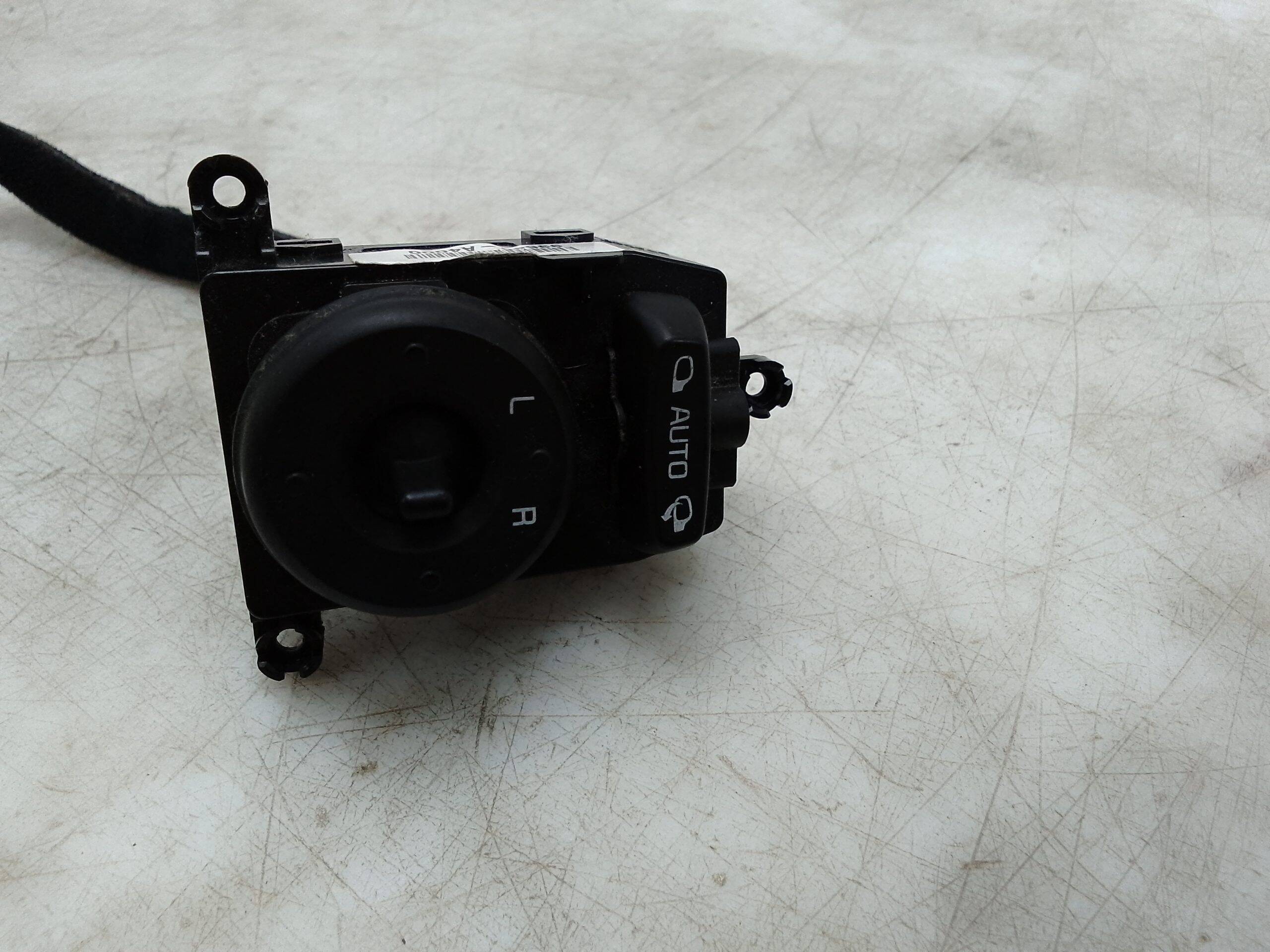 Interruptor kia carens (rp)(2013->)