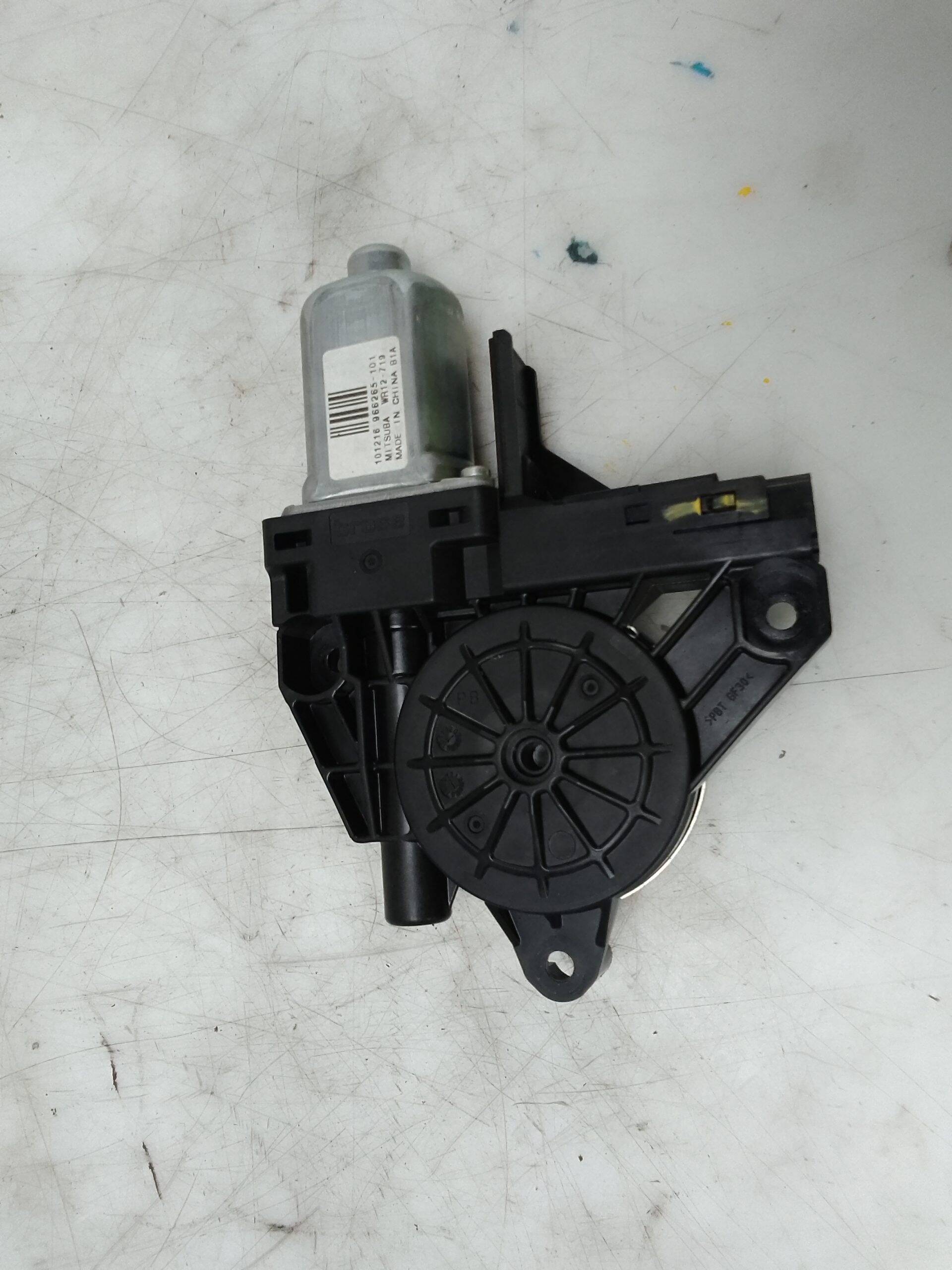 Motor elevalunas trasero izquierdo volvo xc60 (2008->)