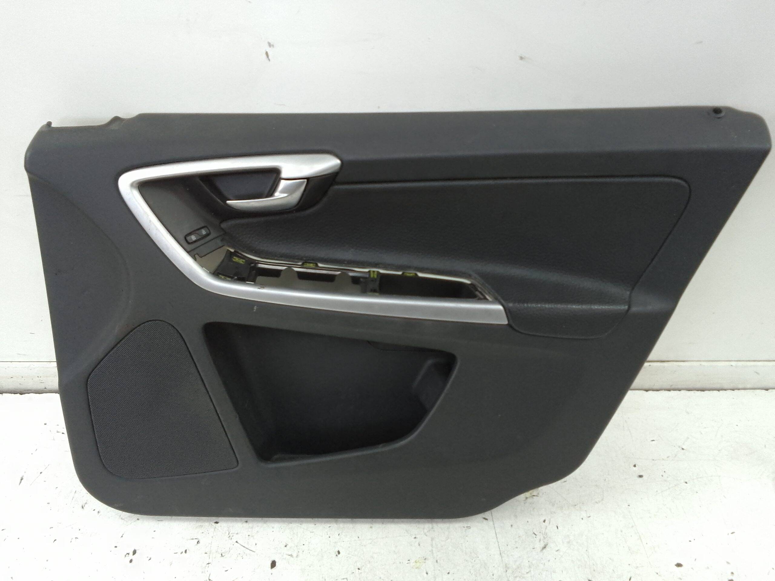 Guarnecido puerta delantera derecha volvo xc60 (2008->)