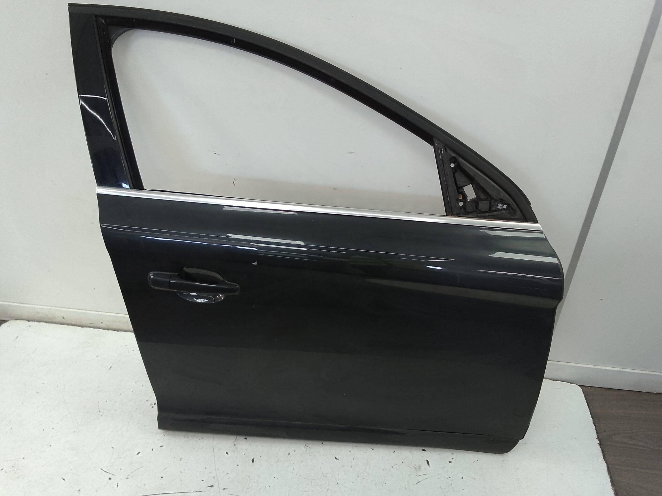 Puerta delantera derecha volvo xc60 (2008->)