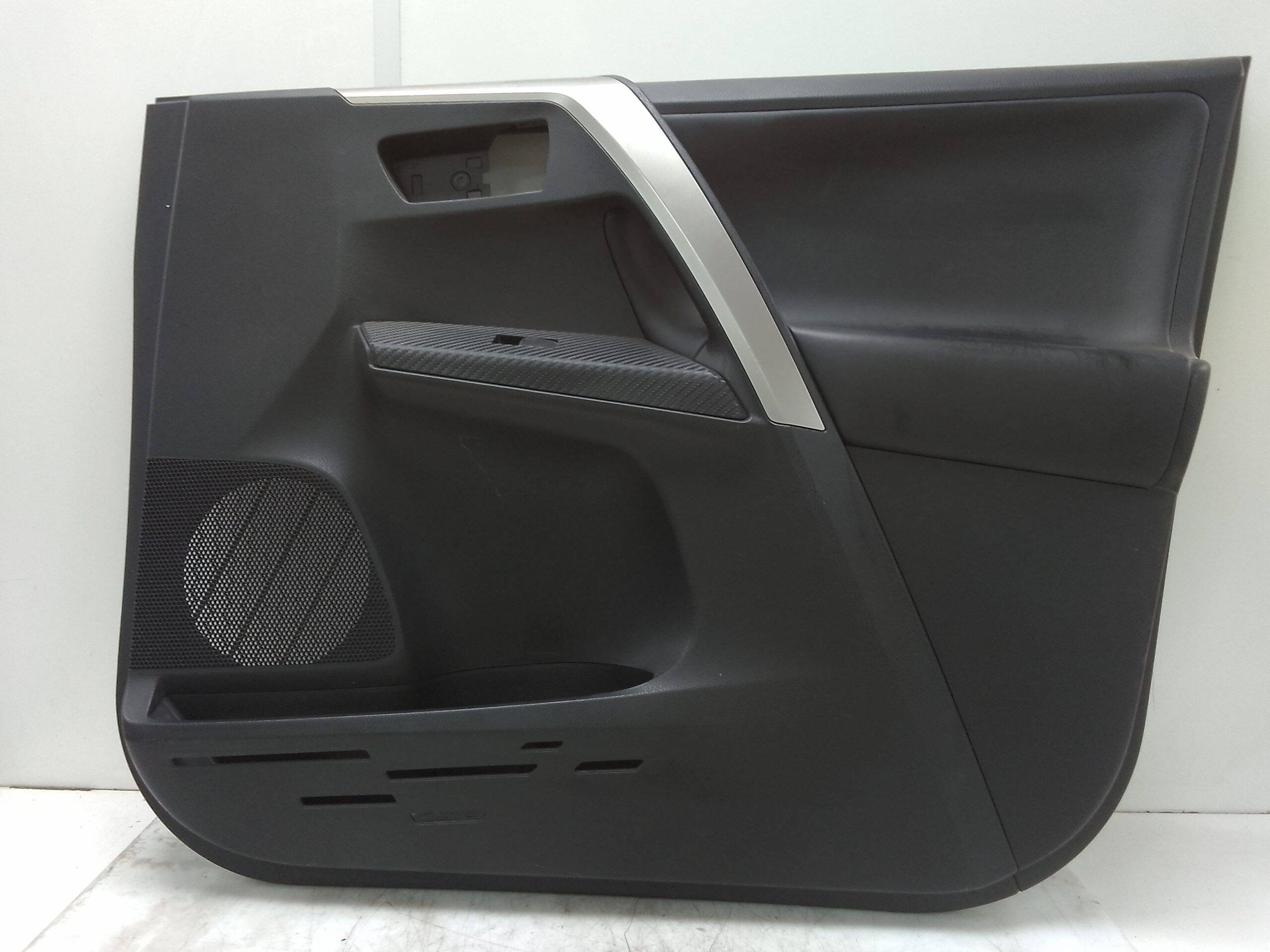 Guarnecido puerta delantera derecha toyota rav4 (a4)(2013->)