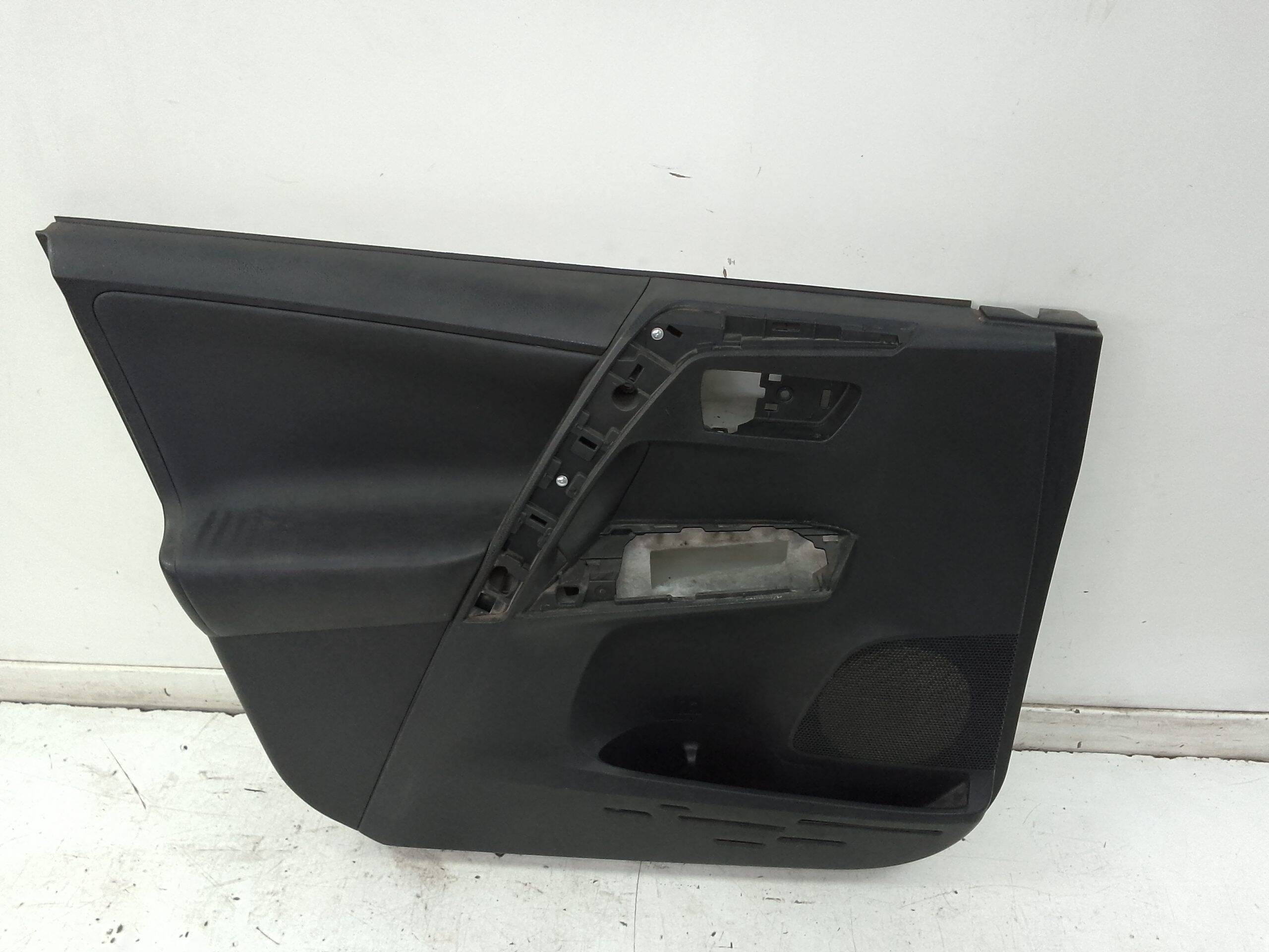 Guarnecido puerta delantera izquierda toyota rav4 (a4)(2013->)