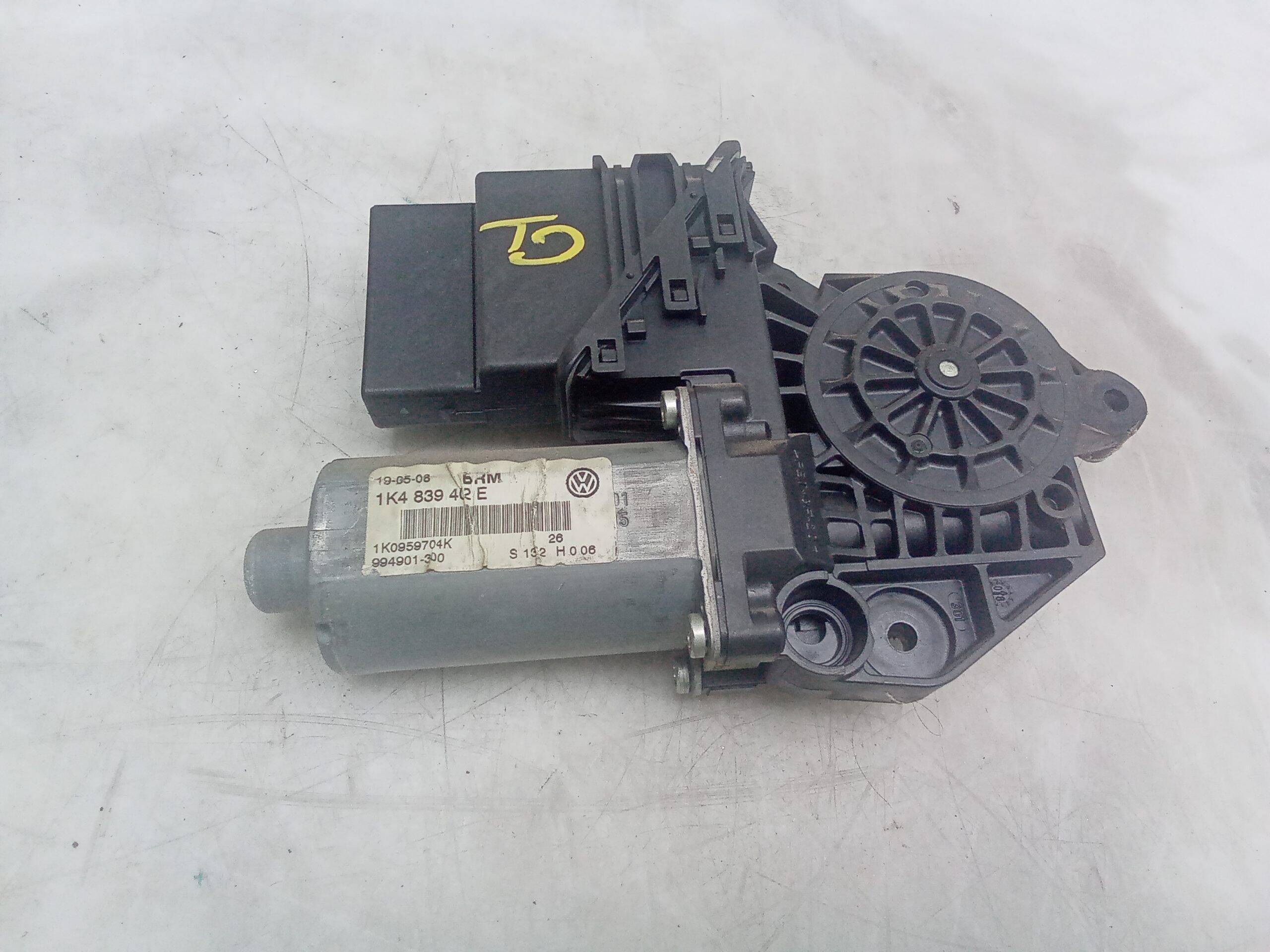 Motor elevalunas trasero derecho volkswagen golf v (1k1)(2003->)