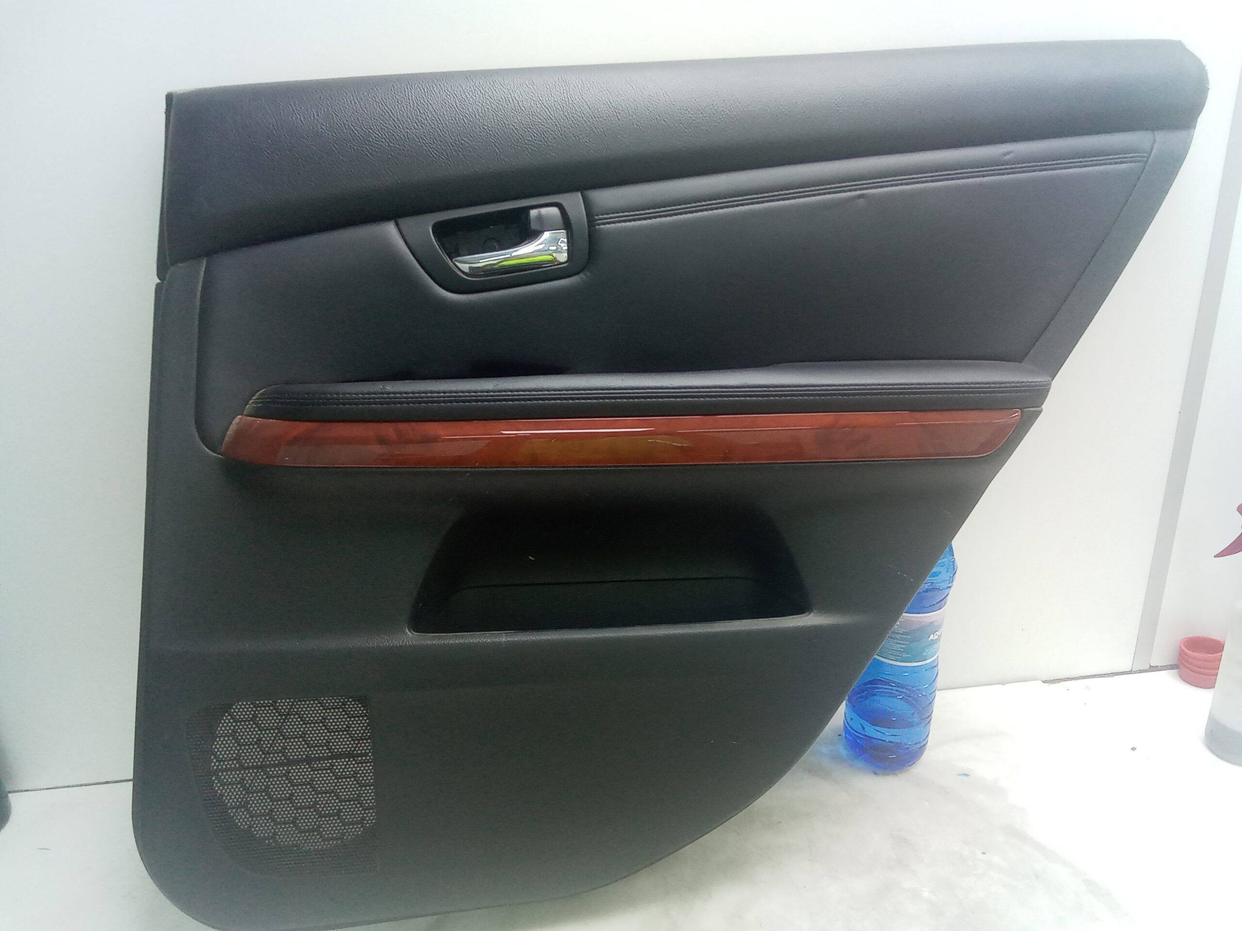 Guarnecido puerta trasera derecha lexus rx 300 (mcu35)(2003->)