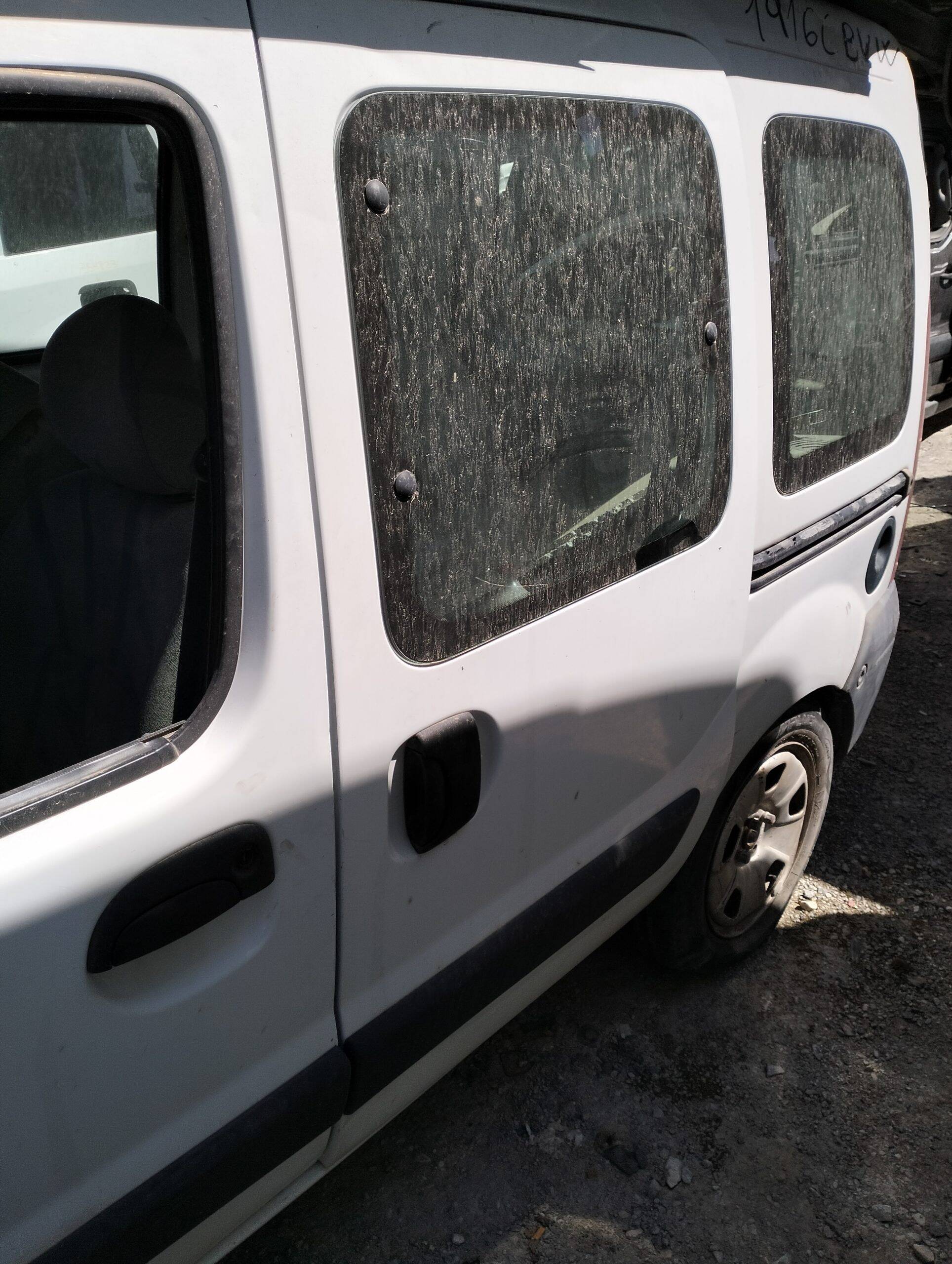 Puerta trasera izquierda renault kangoo 4x4 (2001->)