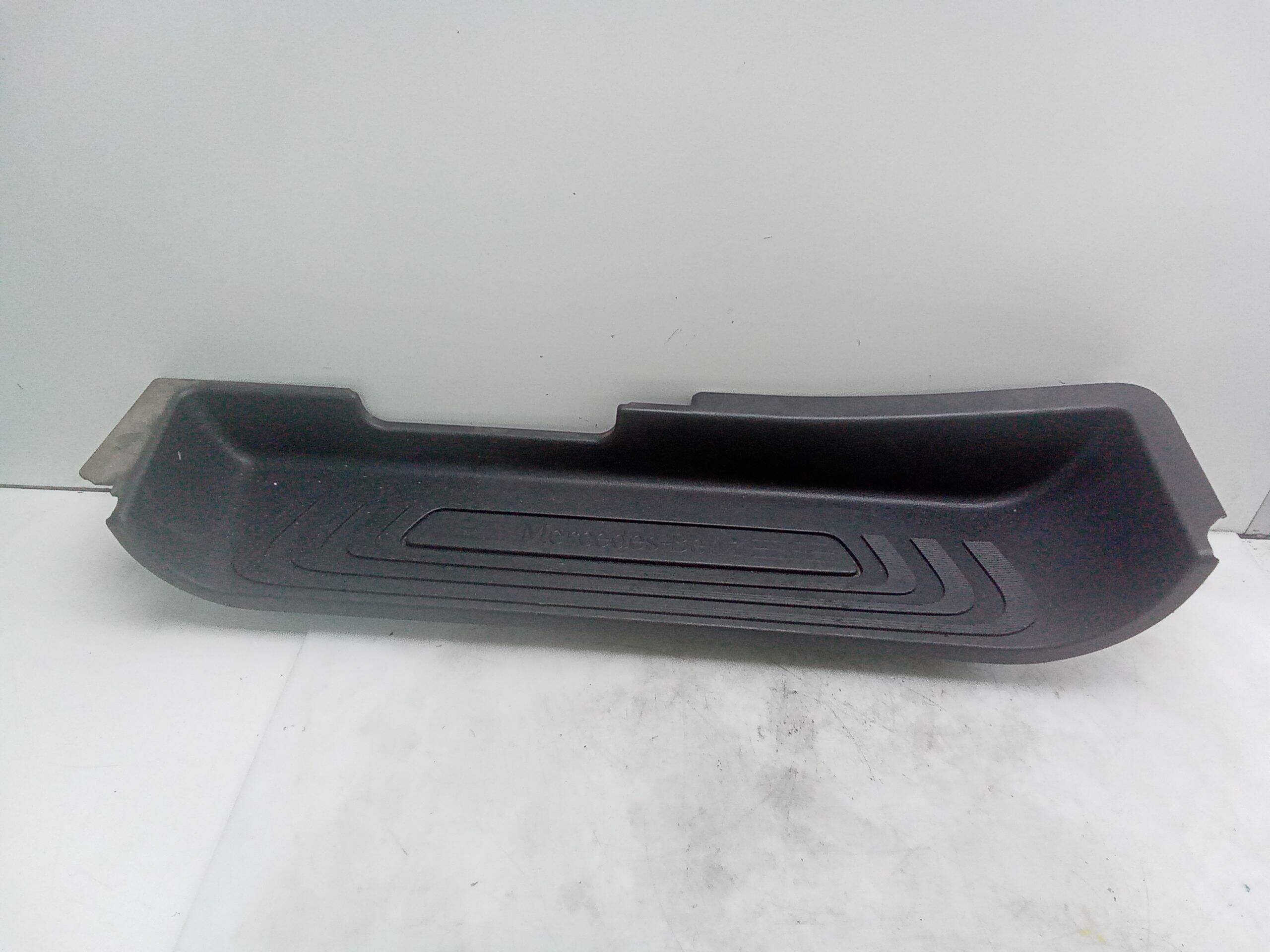 Moldura bajo puerta mercedes-benz vito tourer (447)(07.2014->)