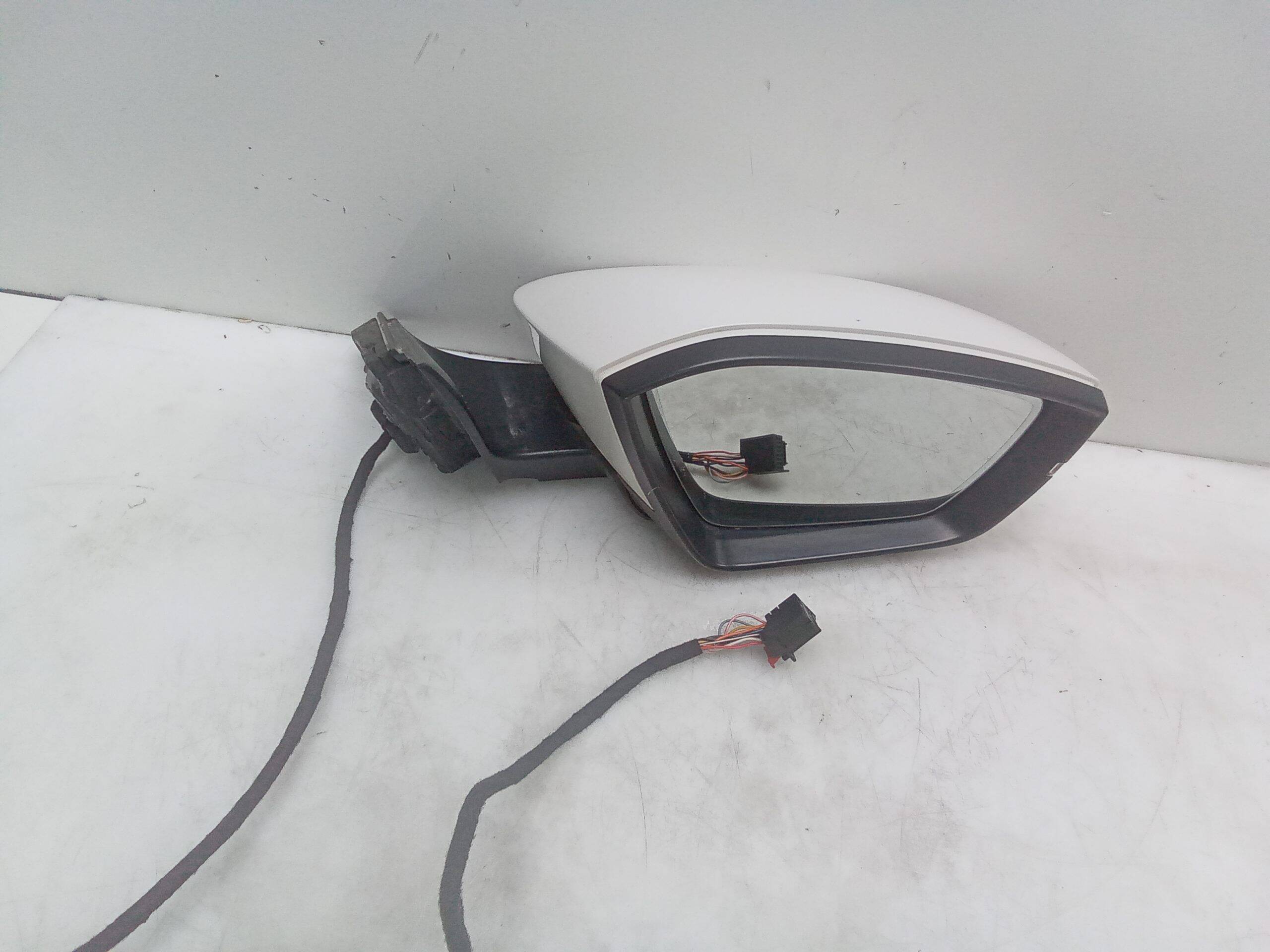 Retrovisor derecho skoda superb combi (3v5)(06.2015->)