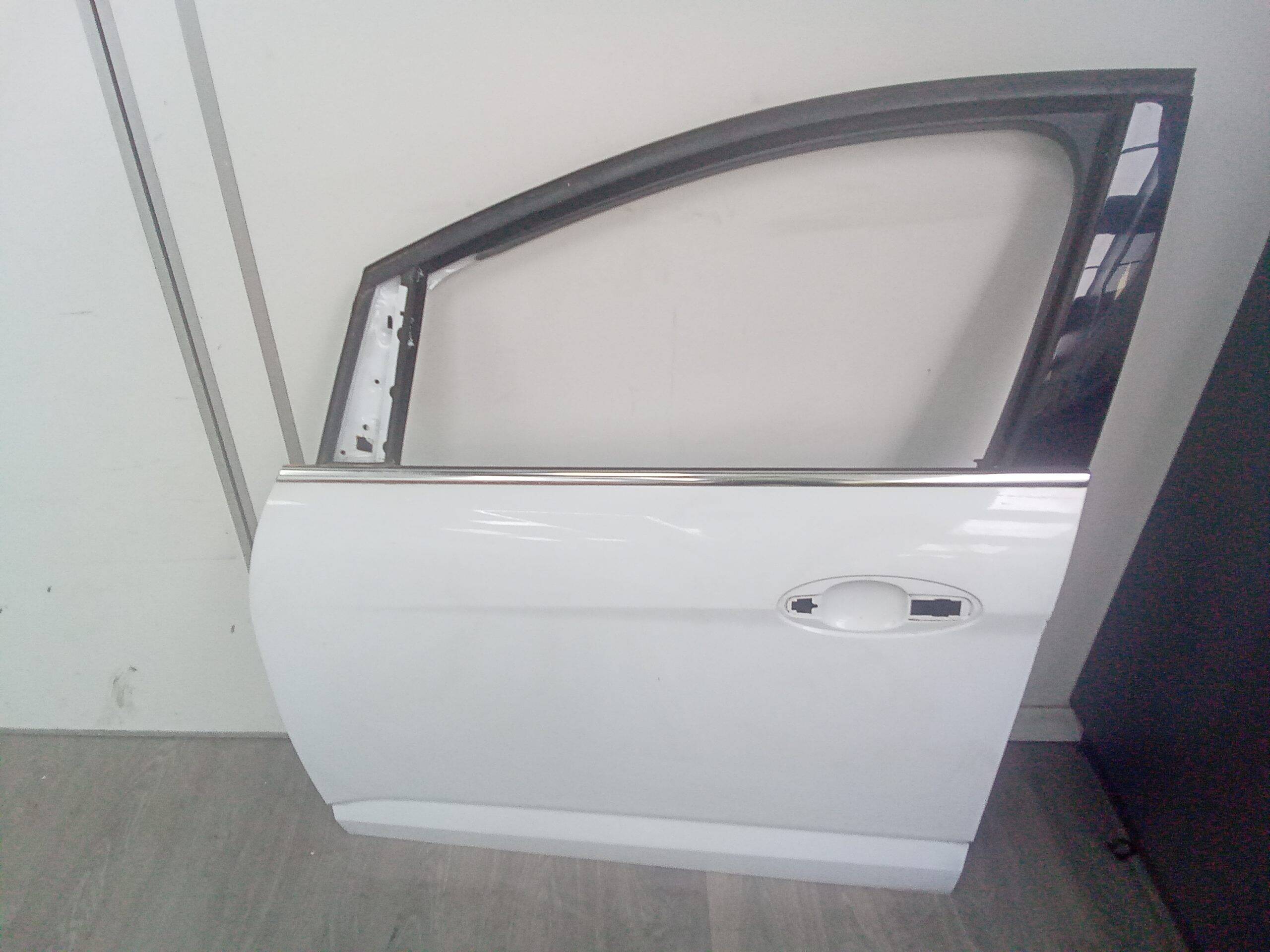 Puerta delantera izquierda ford c-max (cb7)(2010->)