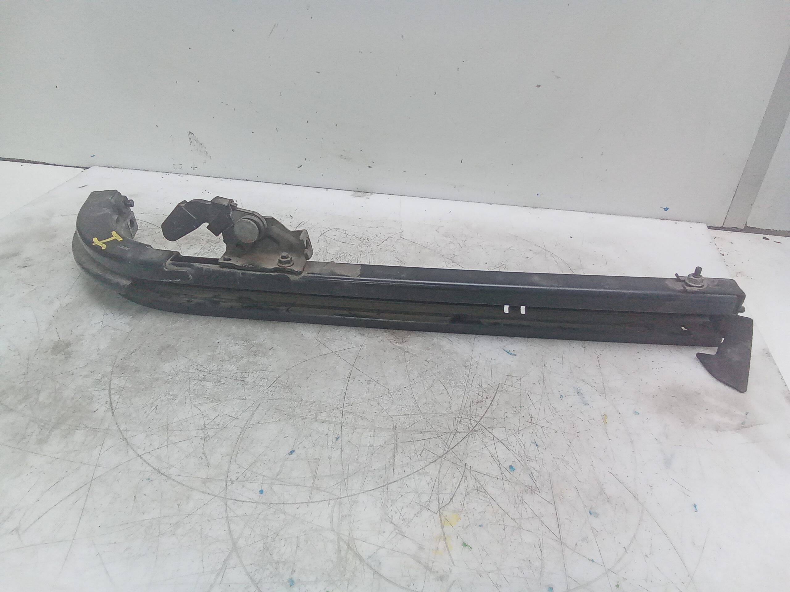 Guia puerta corredera izquierda ford b-max (cb2)(2012->)