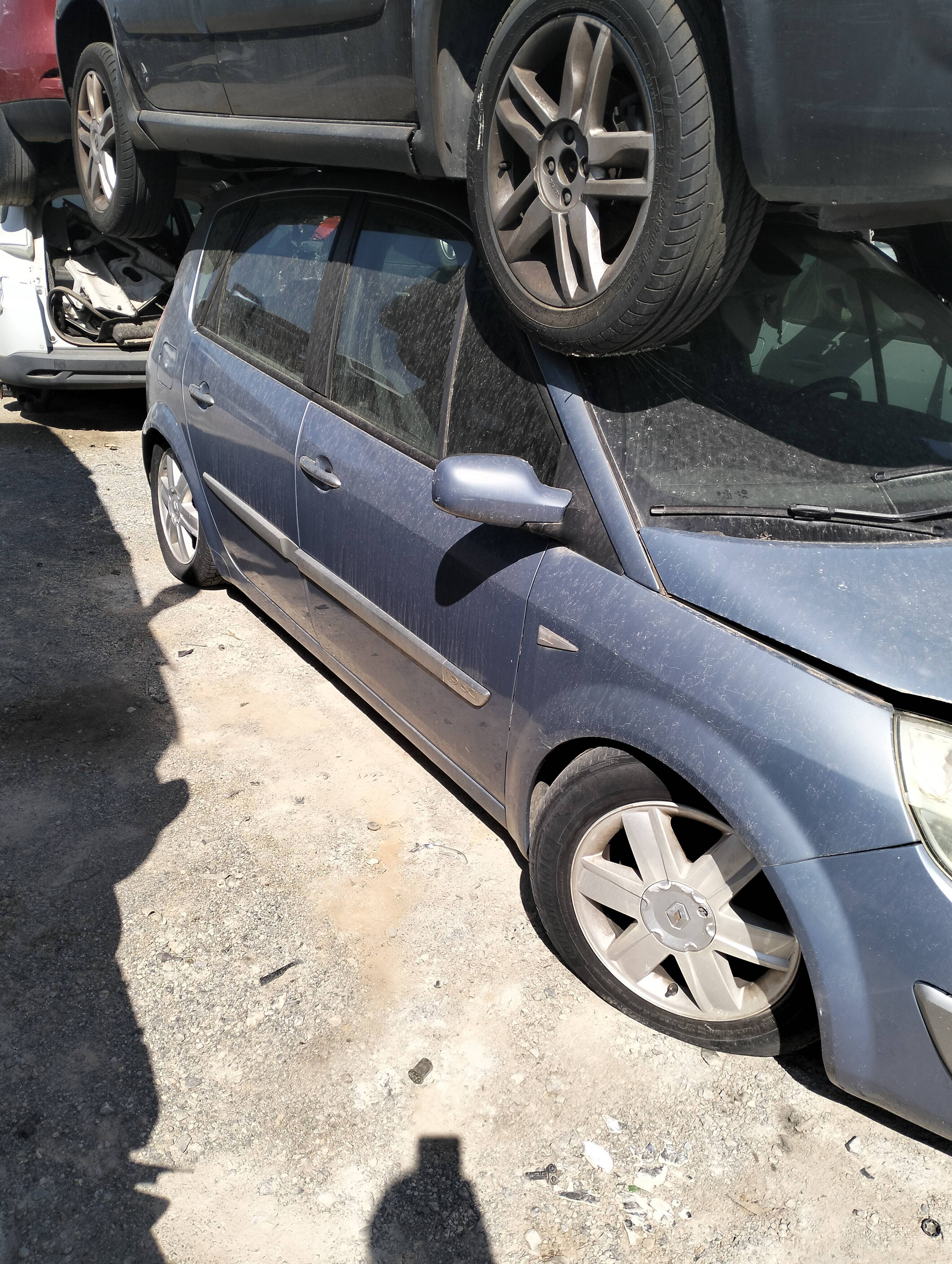 Puerta delantera derecha renault scenic ii (jm)(2003->)