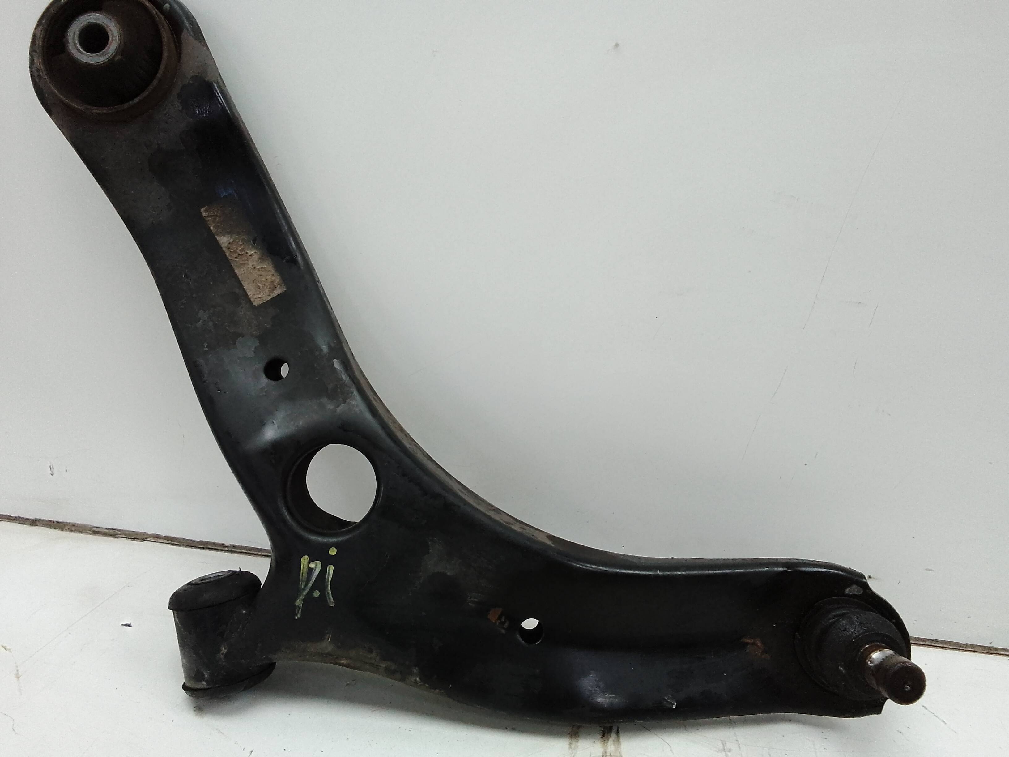 Brazo suspension inferior delantero izquierdo ssangyong xlv (2016->)