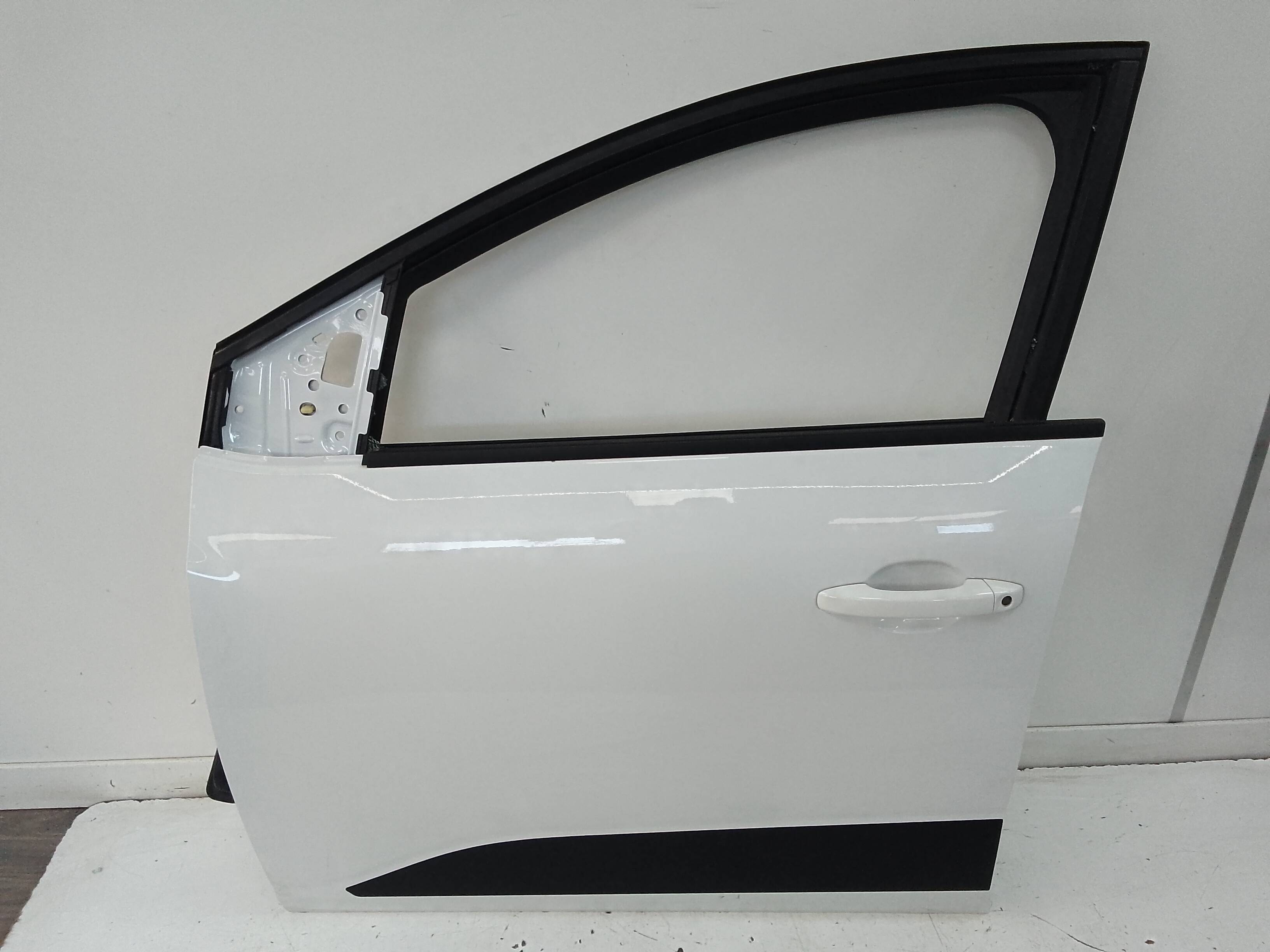 Puerta delantera izquierda dacia sandero iii (10.2020->)