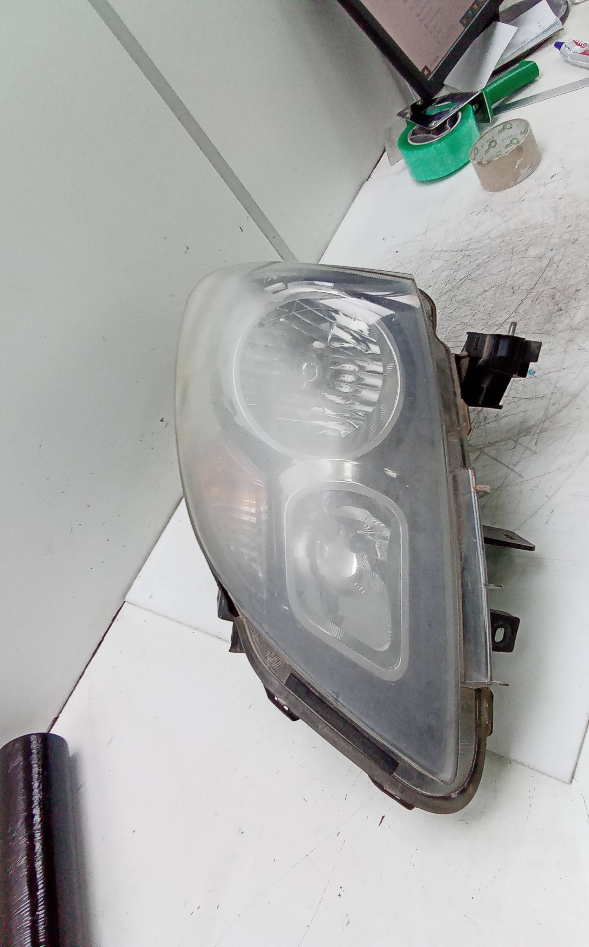 Faro izquierdo renault koleos i (2008->)