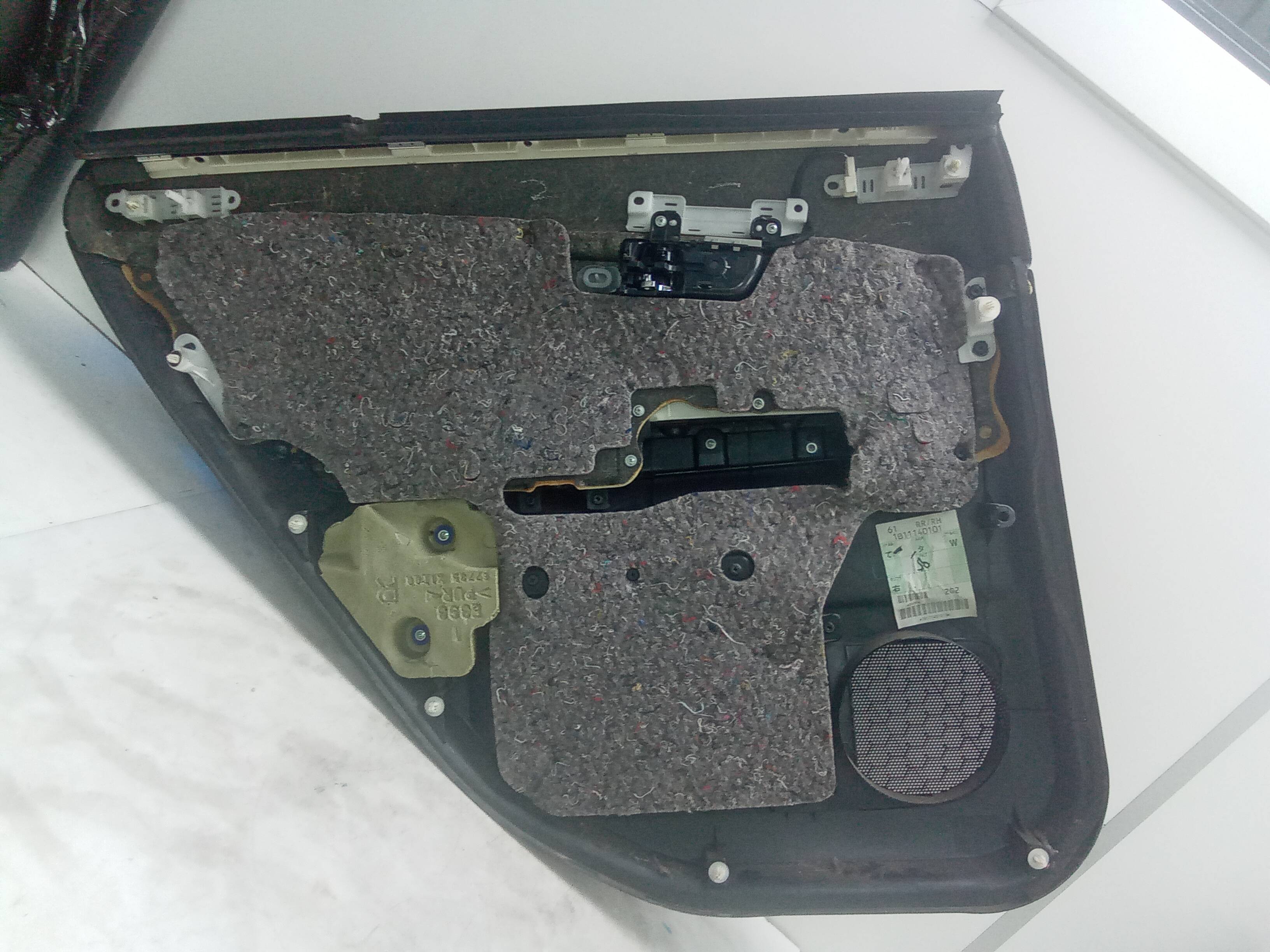 Guarnecido puerta trasera derecha lexus rx 300 (mcu35)(2003->)