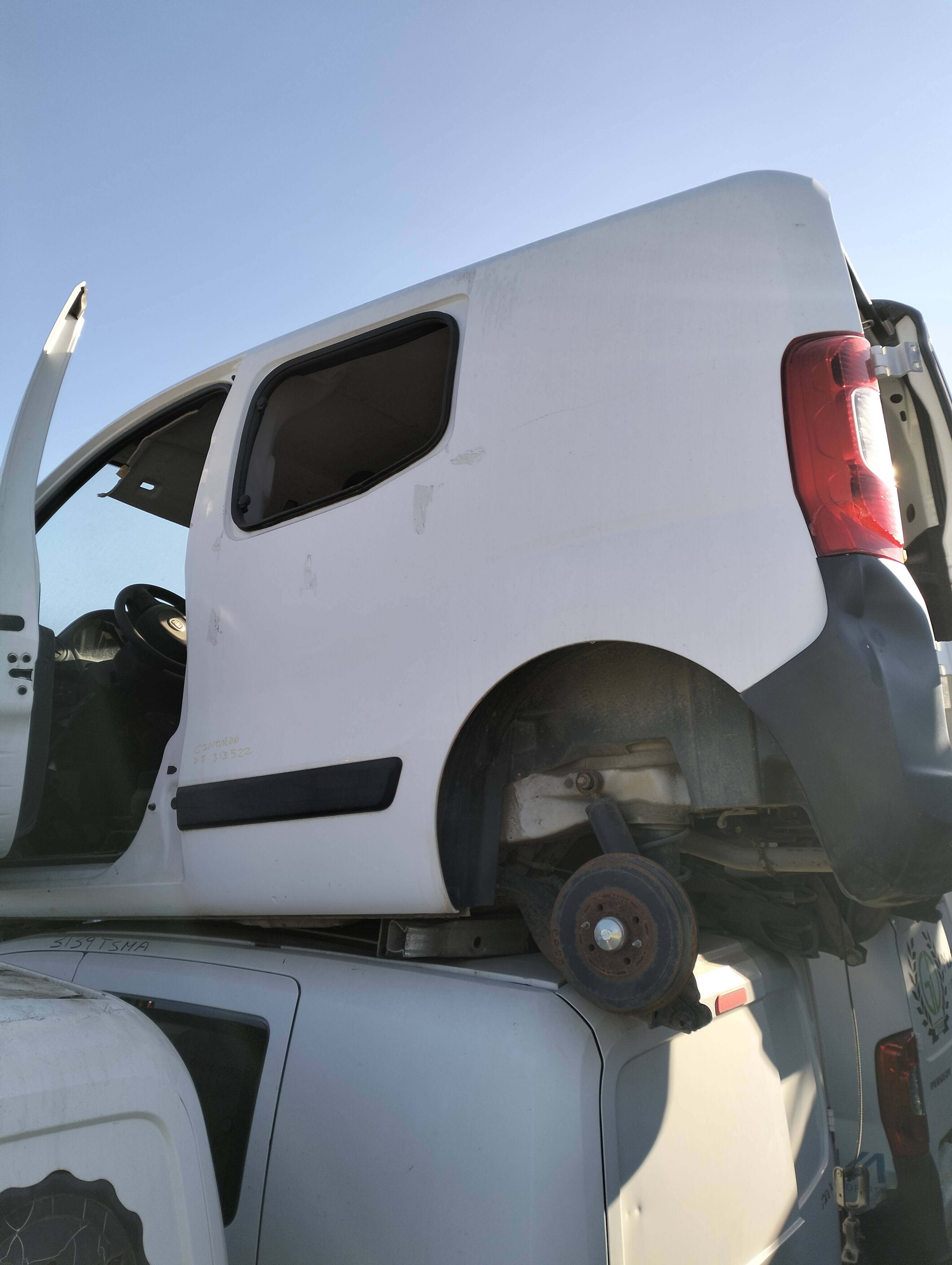 Cerradura puerta delantera izquierda fiat qubo (300)(2008->)