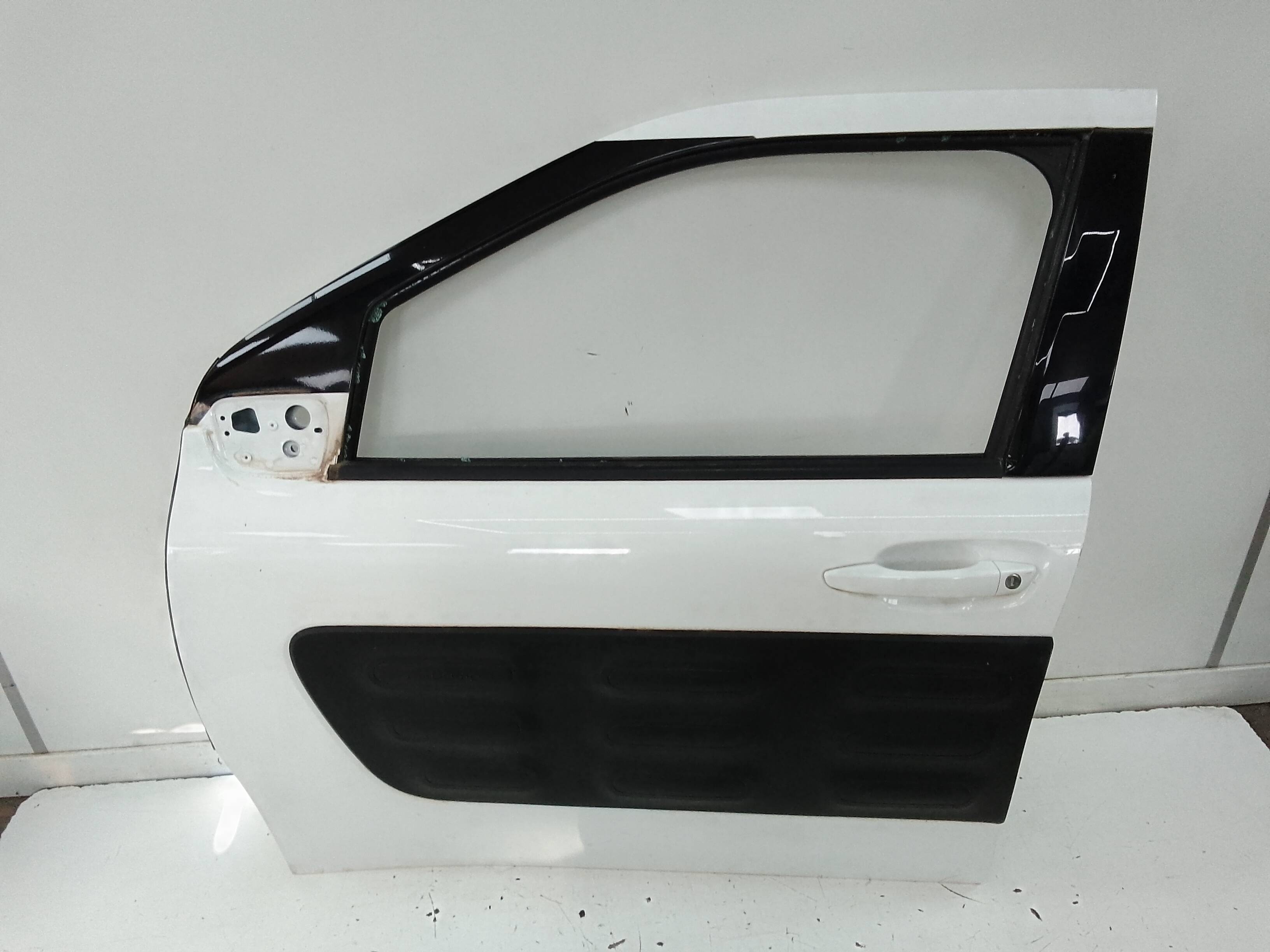 Puerta delantera izquierda citroen c4 cactus (2014->)