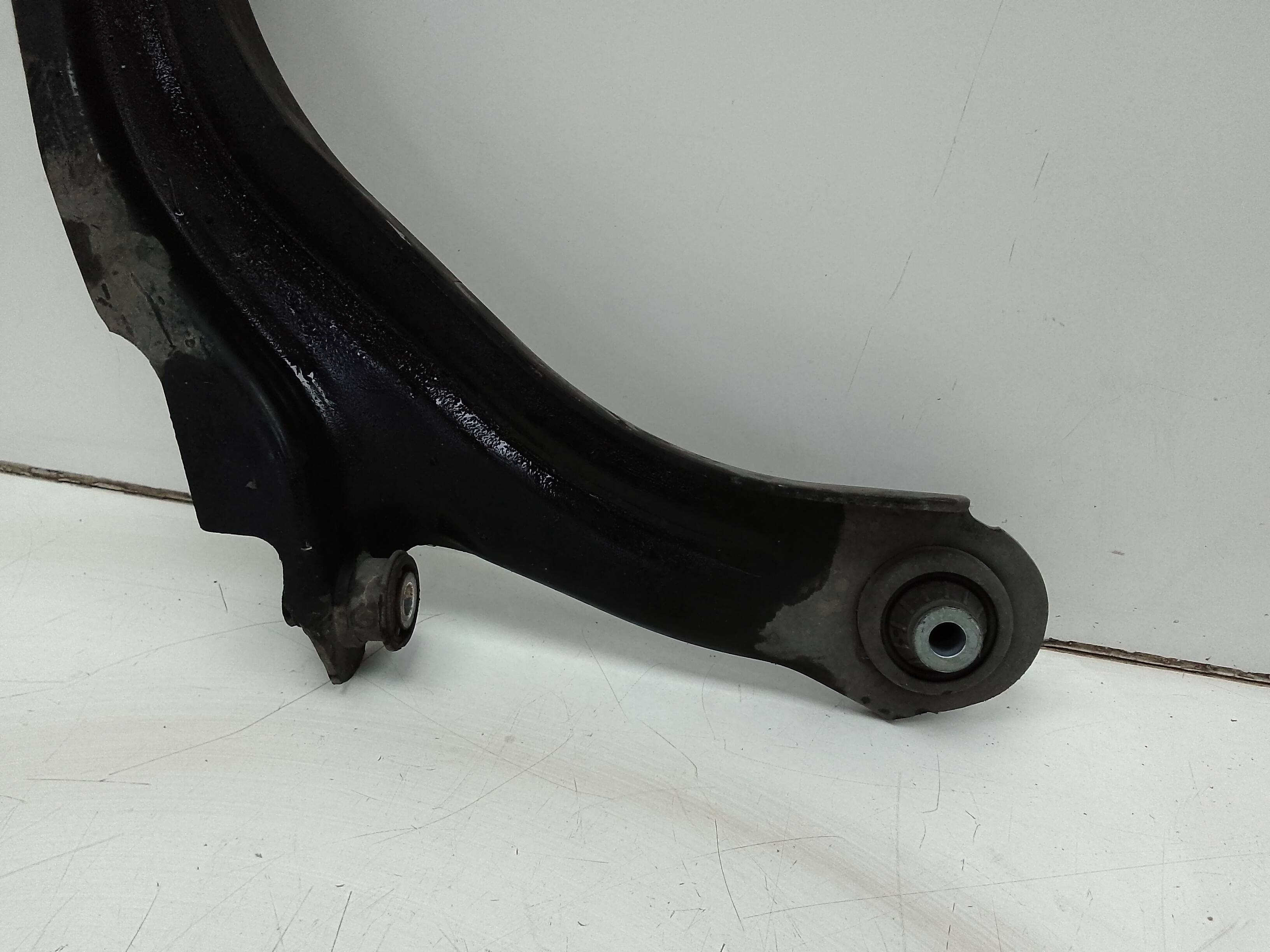 Brazo suspension inferior delantero derecho renault clio iv (2012->)