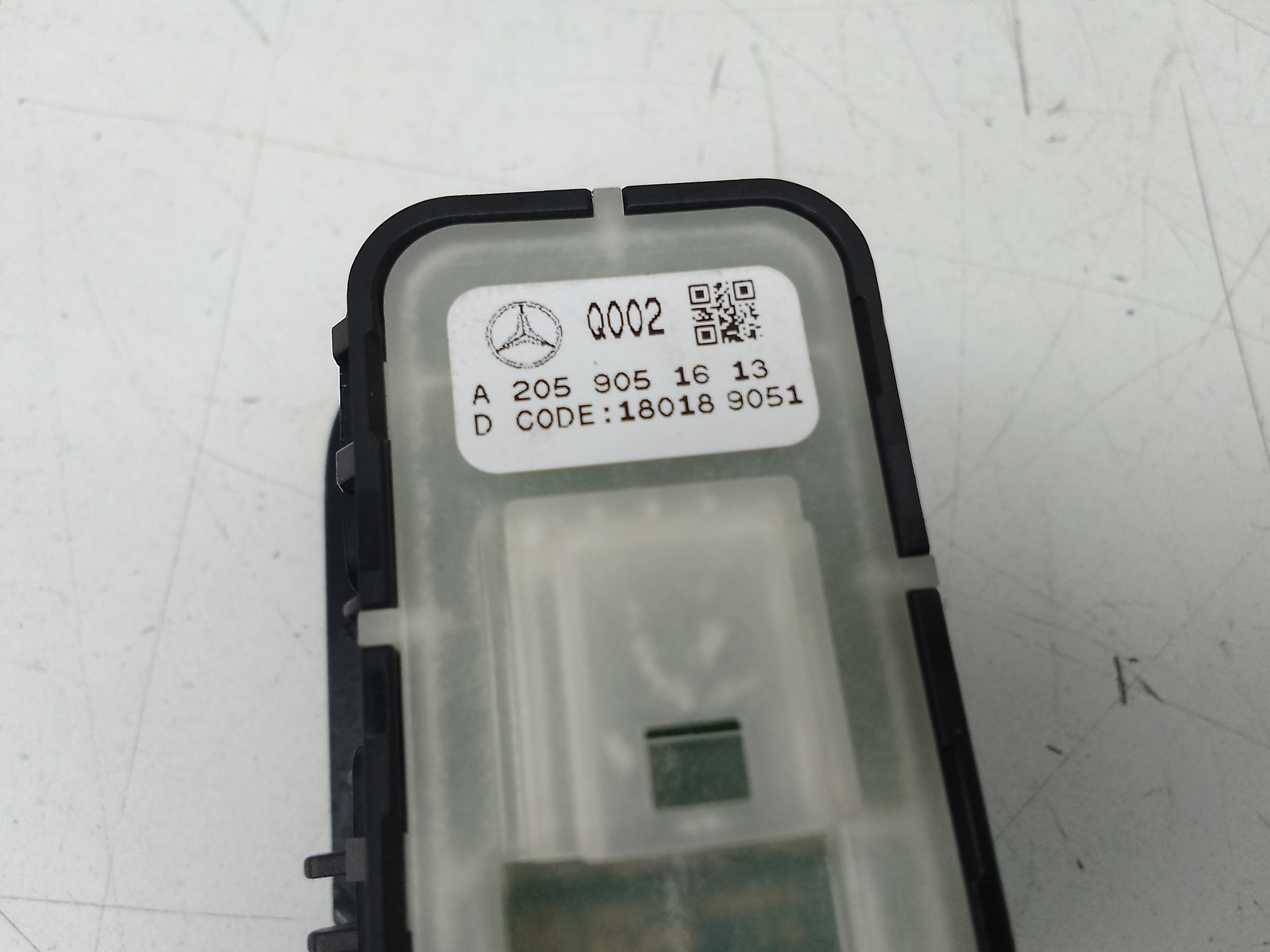 Boton/pulsador maletero mercedes-benz clase c (bm 205) berlina (03.2014->)