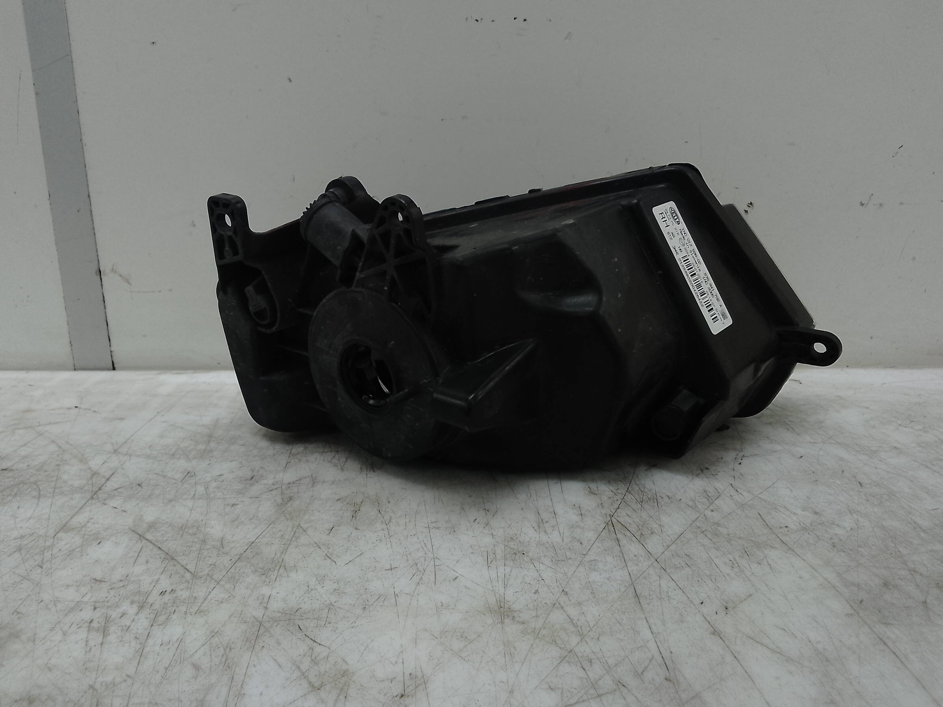 Faro antiniebla derecho seat leon st 5f8 (10.2013->)