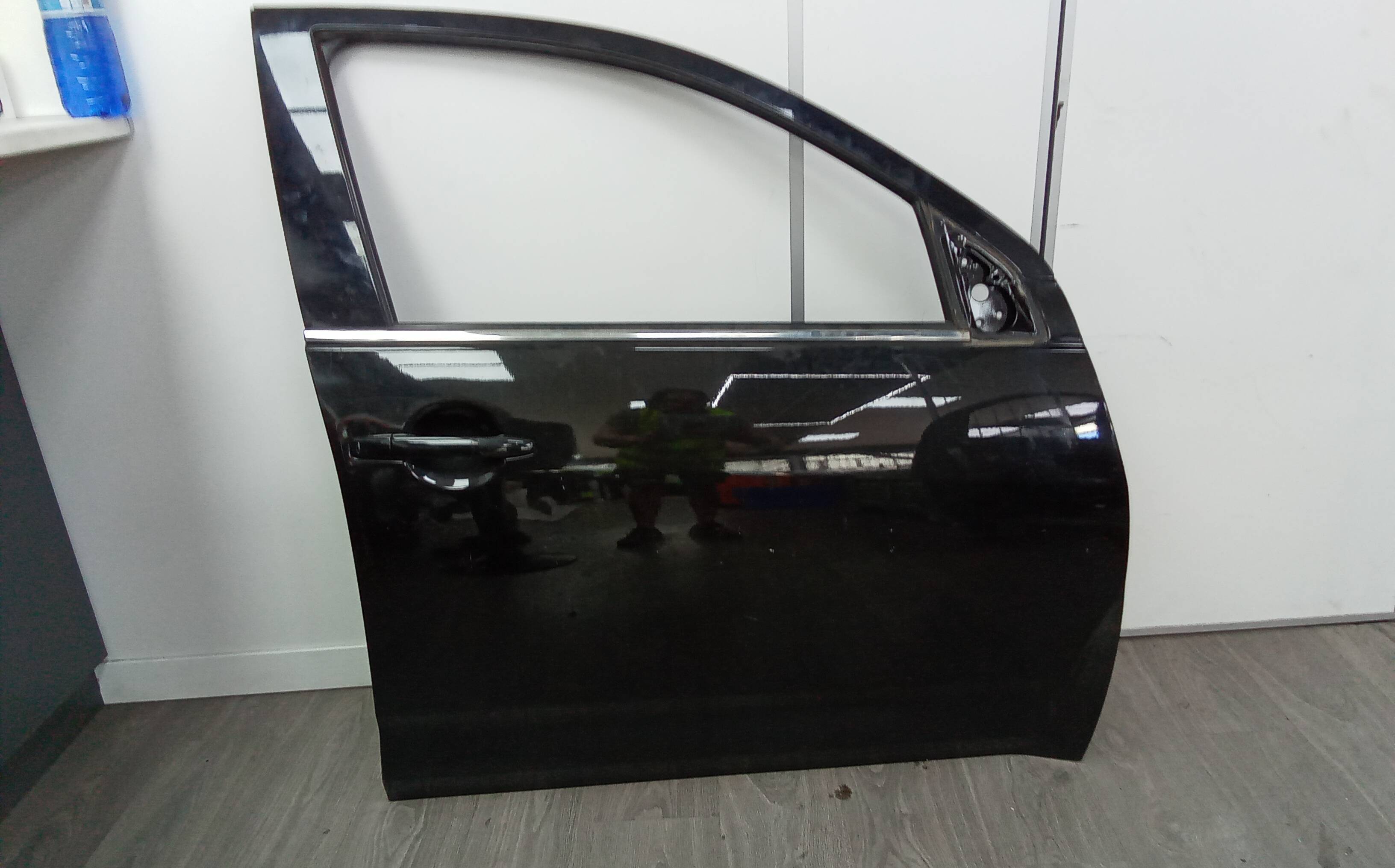 Puerta delantera derecha mitsubishi outlander (cw0)(2007->)