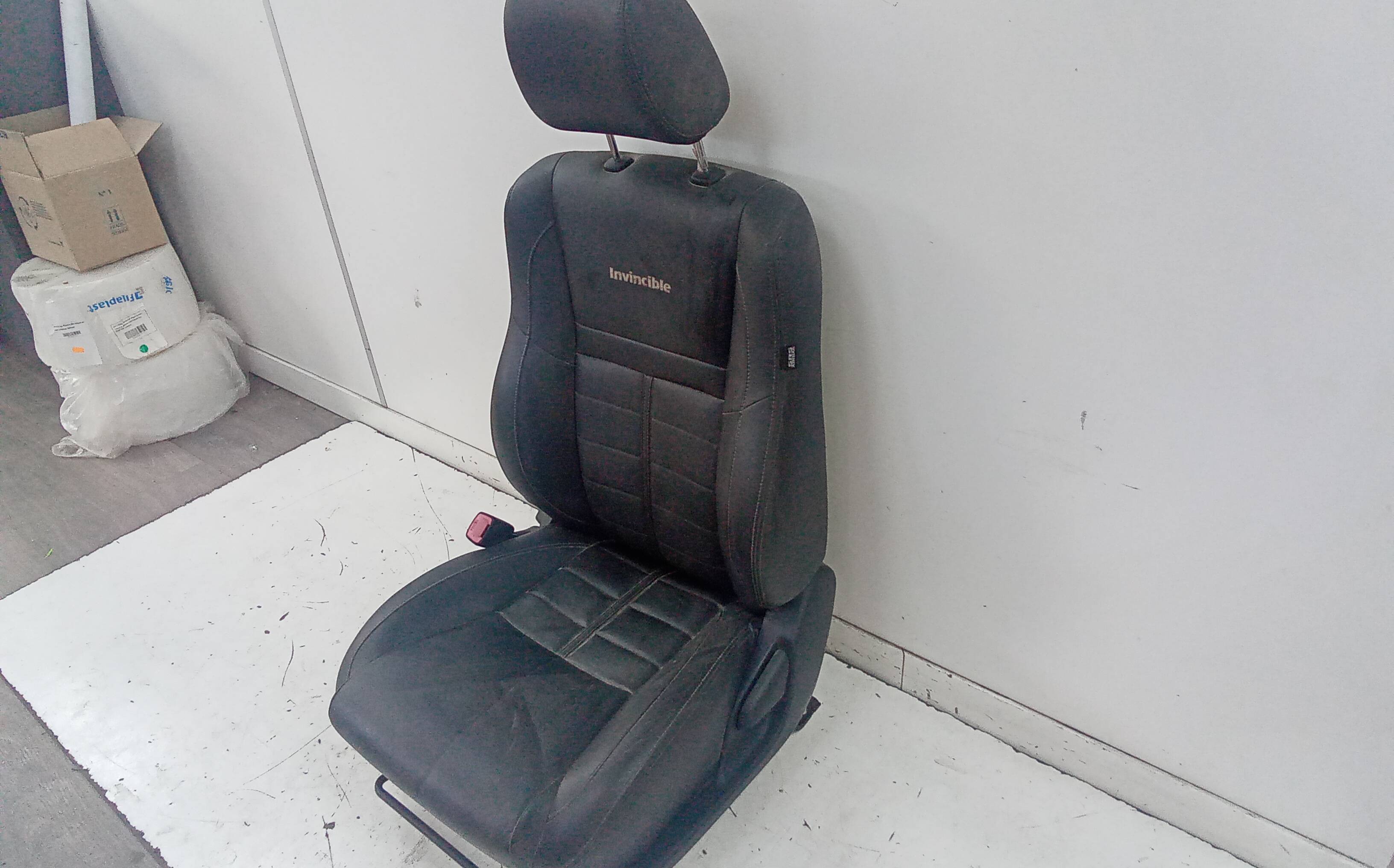 Asiento delantero izquierdo toyota hilux (kun)(2005->)