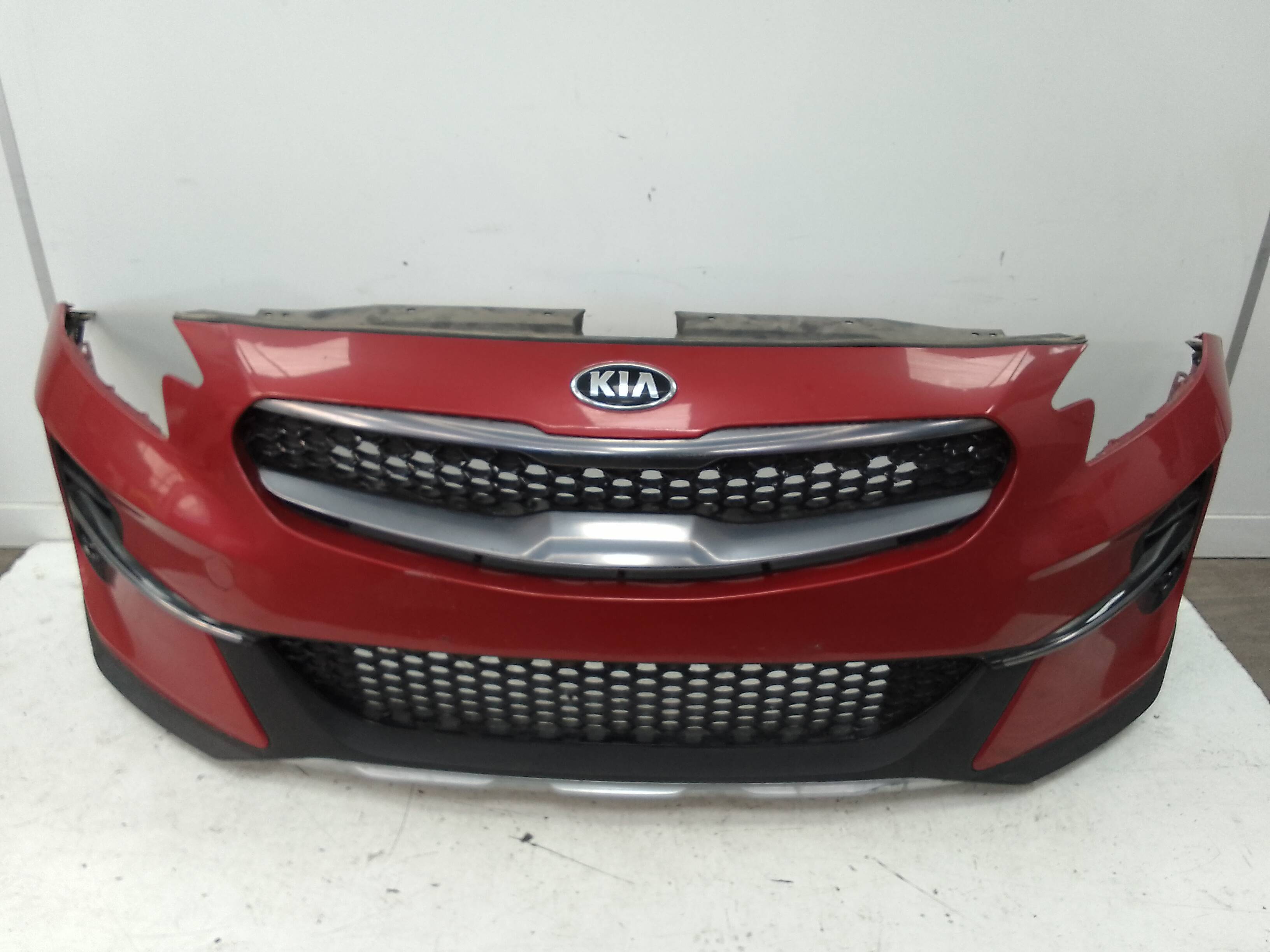 Paragolpes delantero kia xceed (2019->)