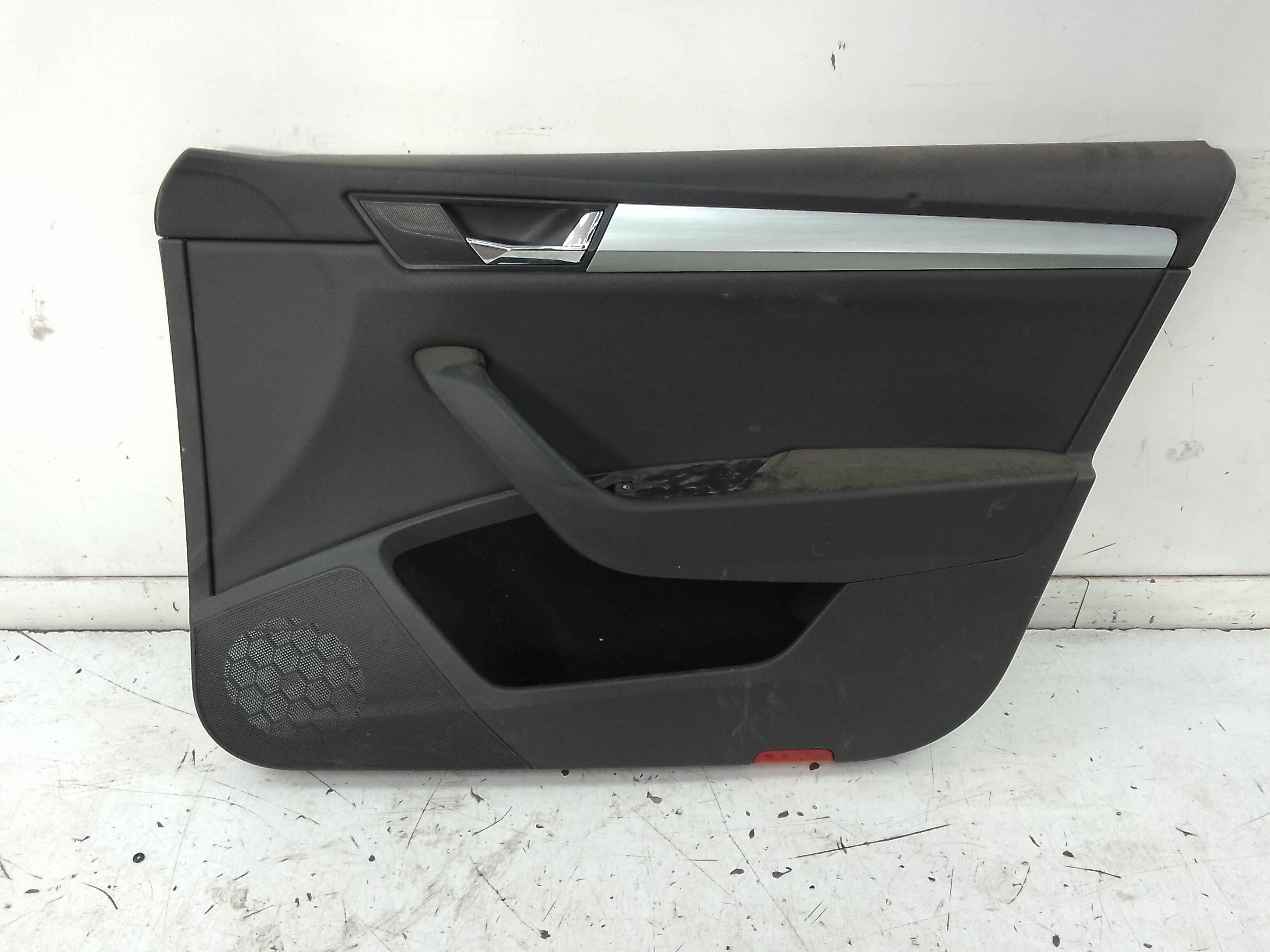 Guarnecido puerta delantera izquierda skoda superb combi (3v5)(06.2015->)