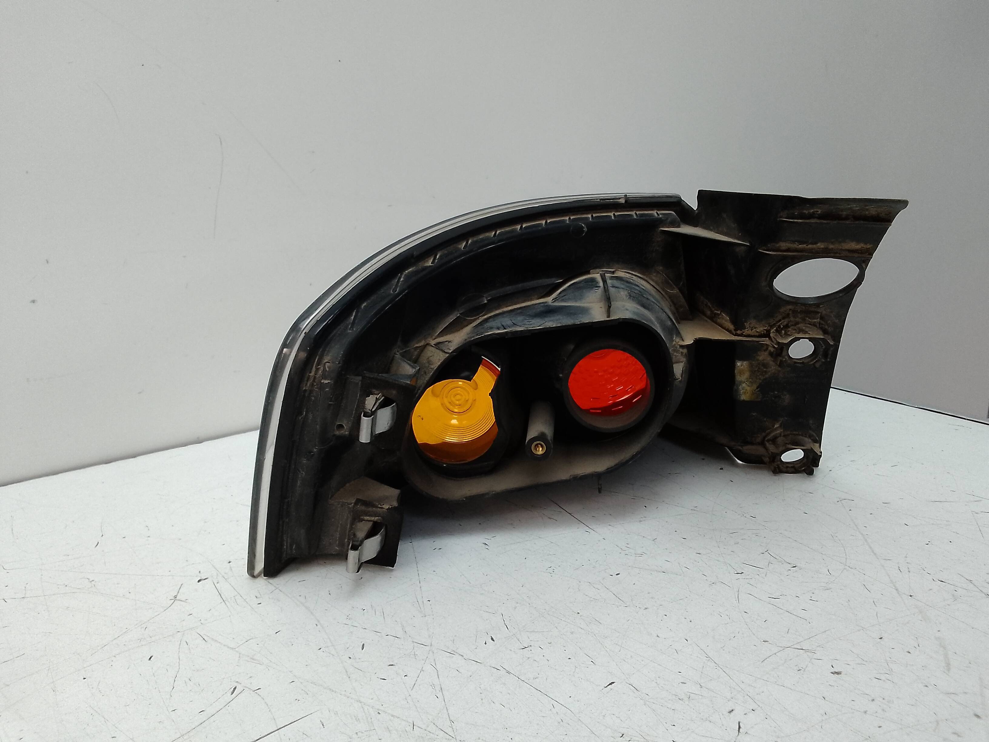 Piloto trasero derecho seat ibiza (6l1)(04.2002->)