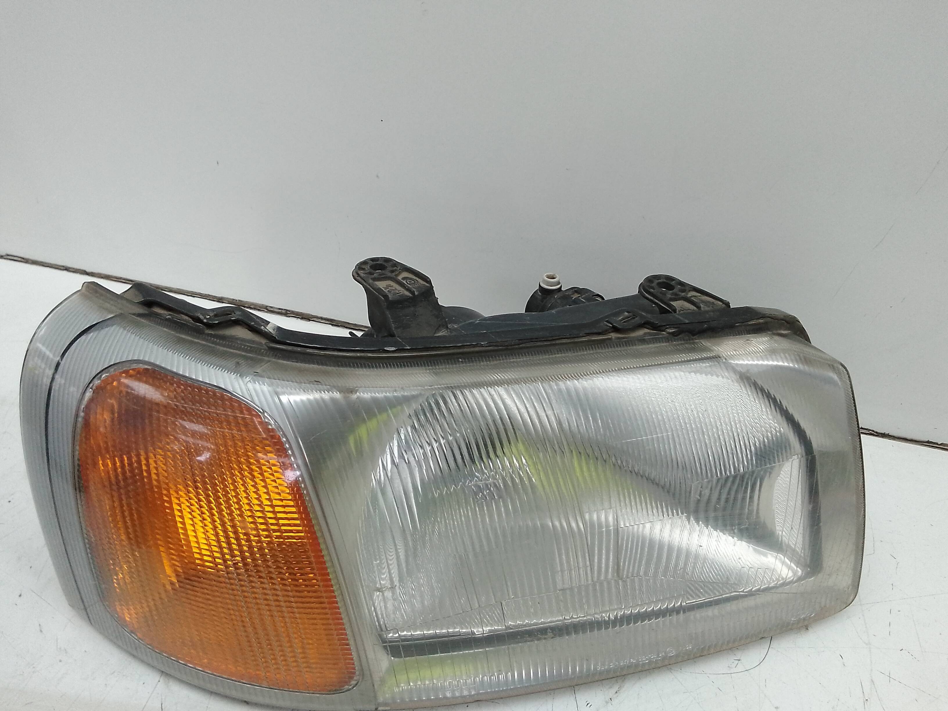 Faro derecho land rover freelander (ln)(09.2002->)