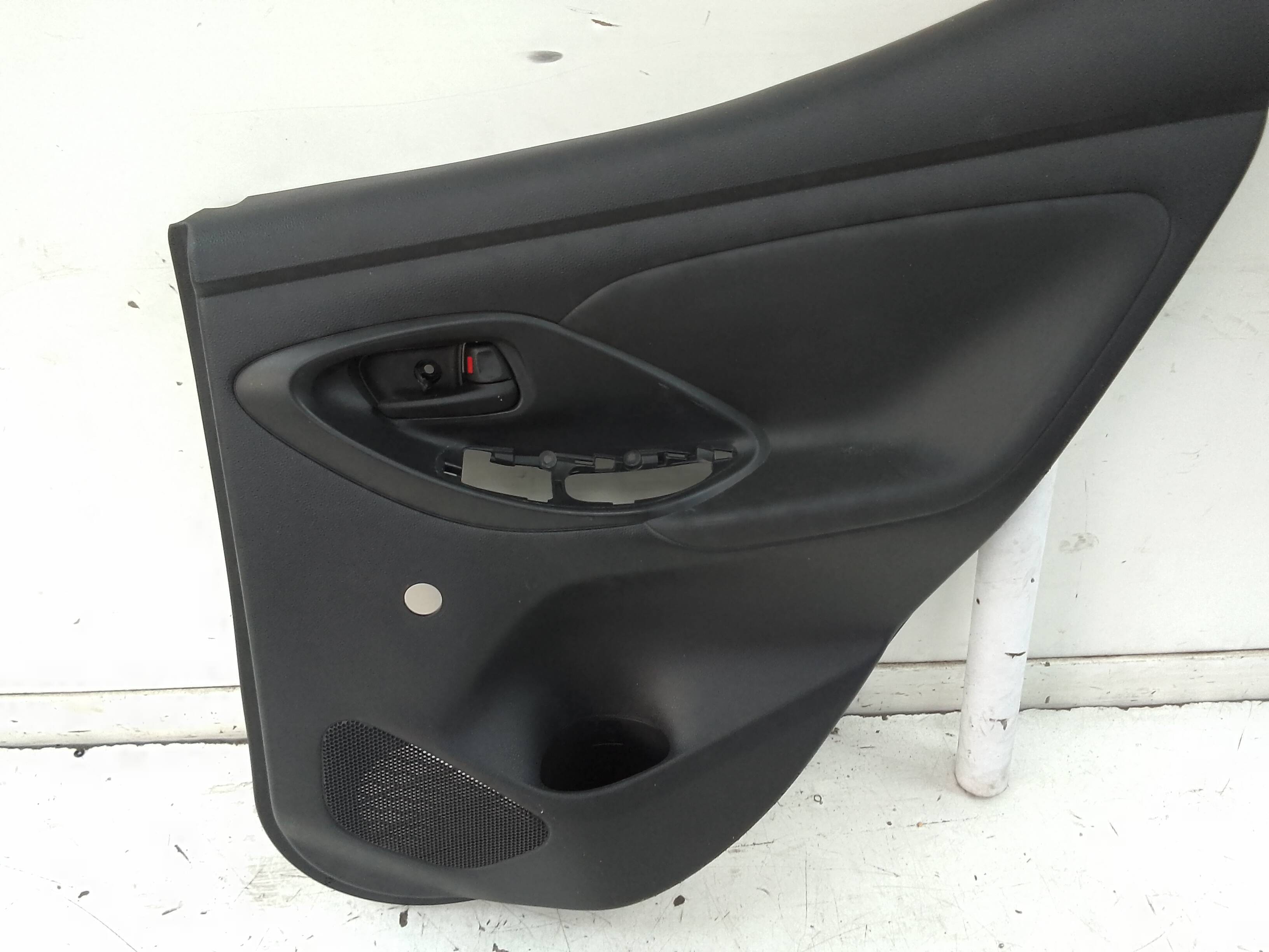 Moldura puerta trasera derecha toyota yaris 2021 ksp211l-bhmrkw